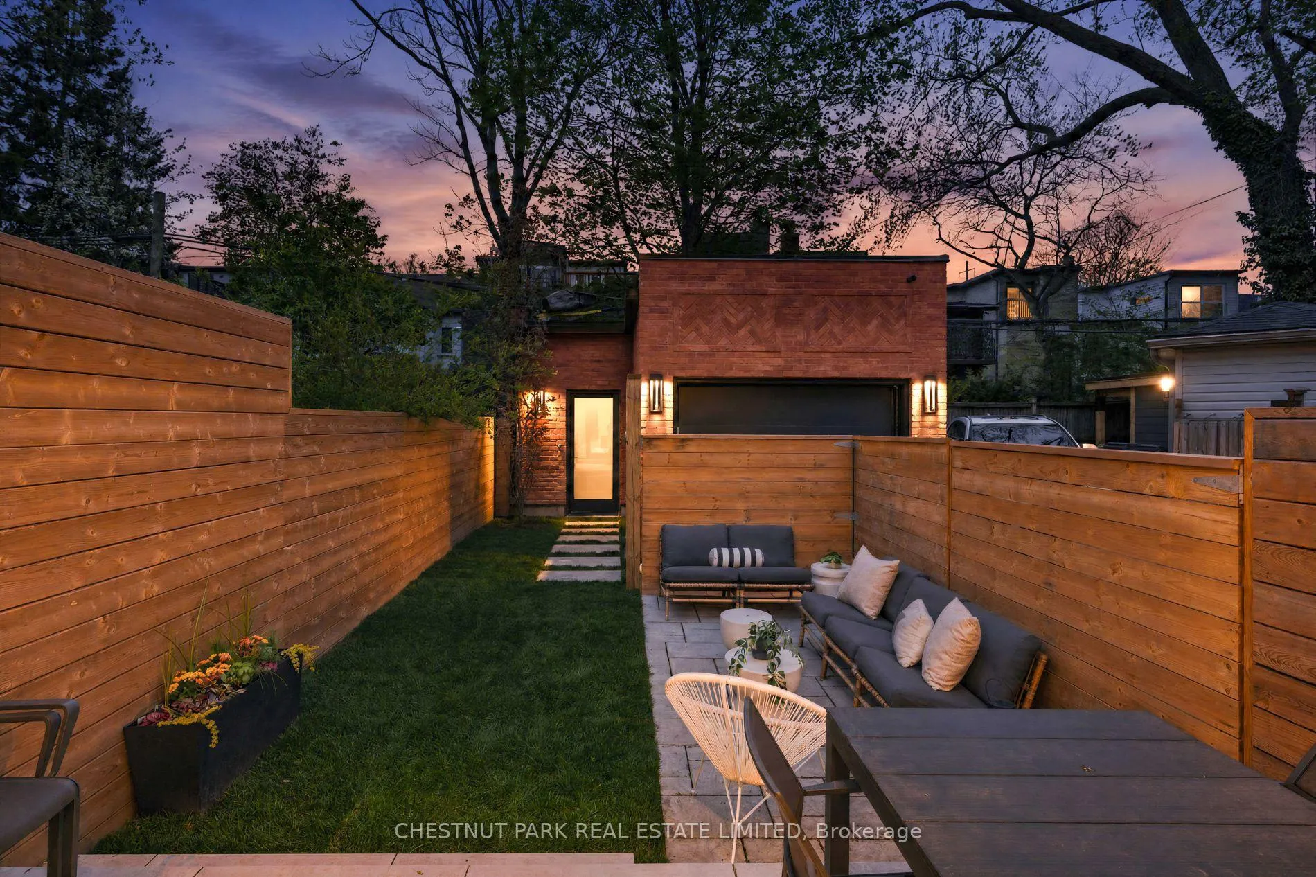 Photo 42 of 90 Macpherson Avenue, Toronto, The Annex — HOMEH