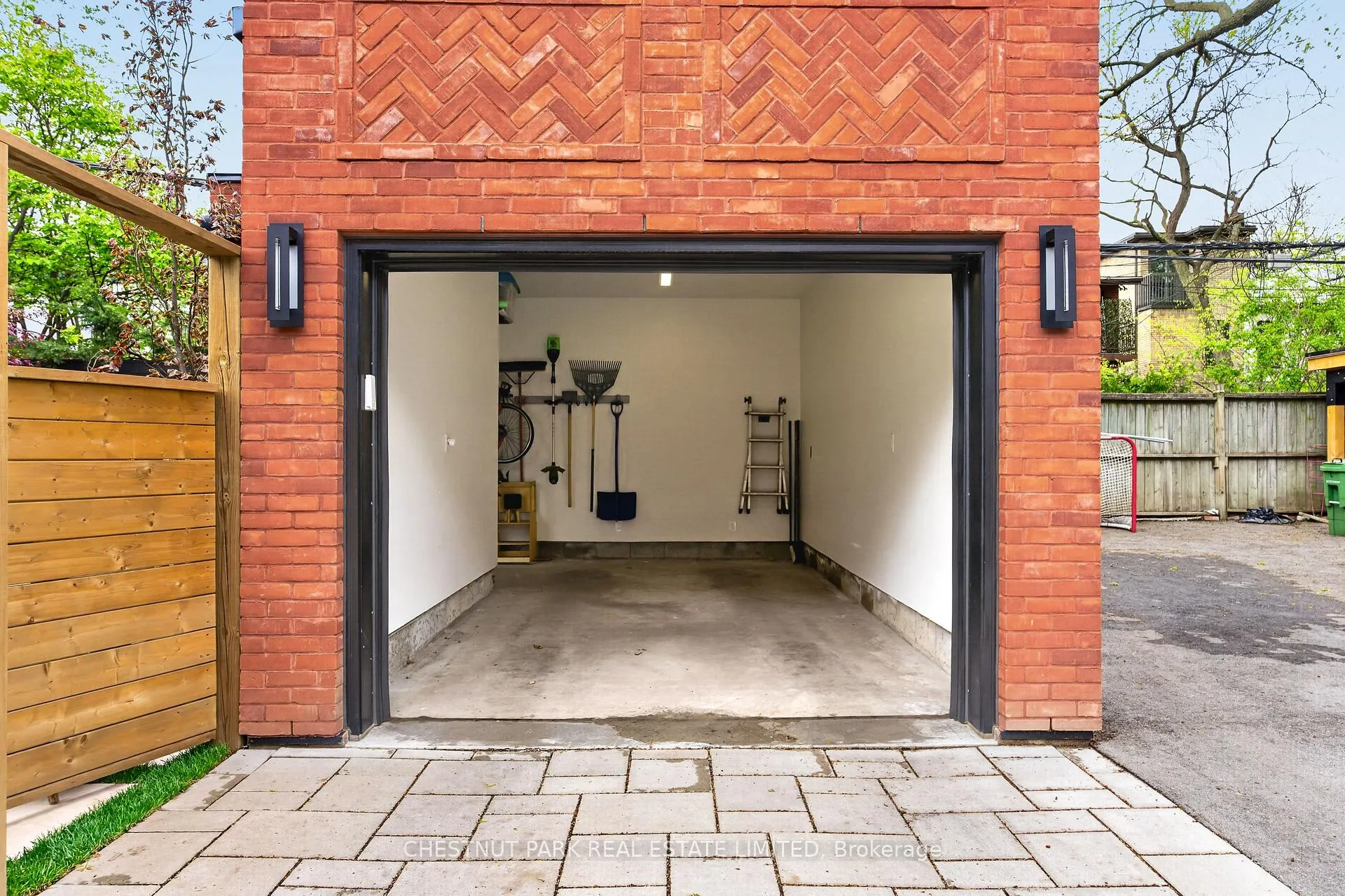 Photo 46 of 90 Macpherson Avenue, Toronto, The Annex — HOMEH