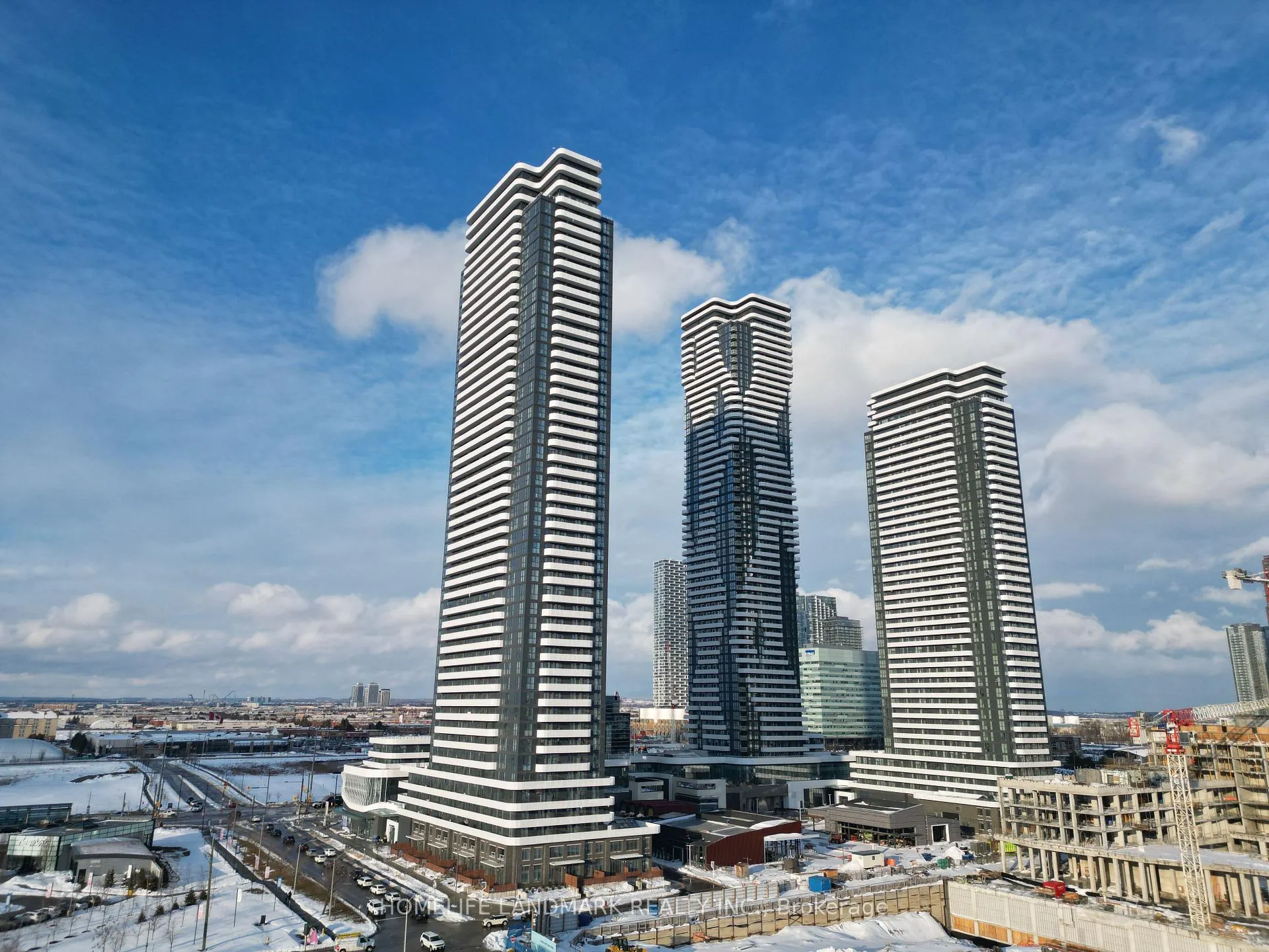 Photo 1 of Unit 4503, 195 Commerce Street, Vaughan, Vaughan Corporate Centre — HOMEH