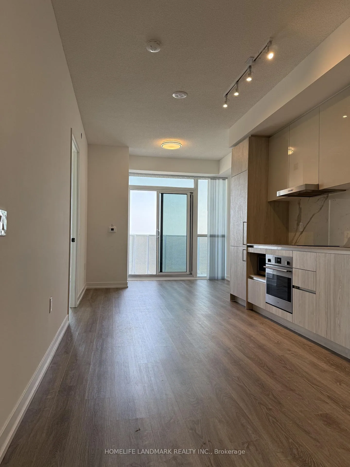 Photo 4 of Unit 4503, 195 Commerce Street, Vaughan, Vaughan Corporate Centre — HOMEH