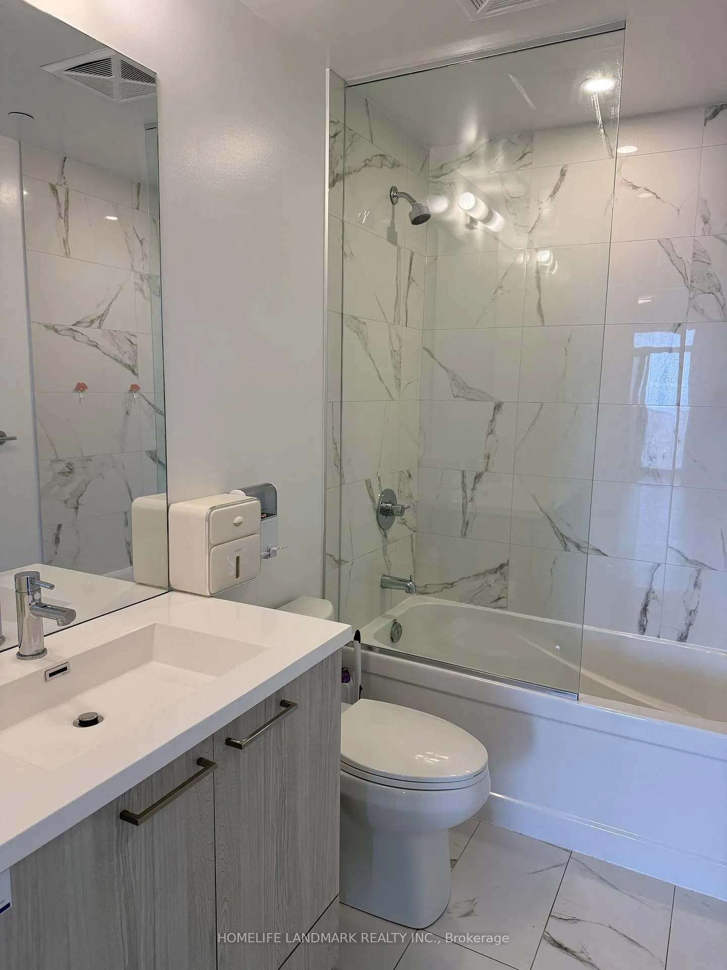Photo 6 of Unit 4503, 195 Commerce Street, Vaughan, Vaughan Corporate Centre — HOMEH
