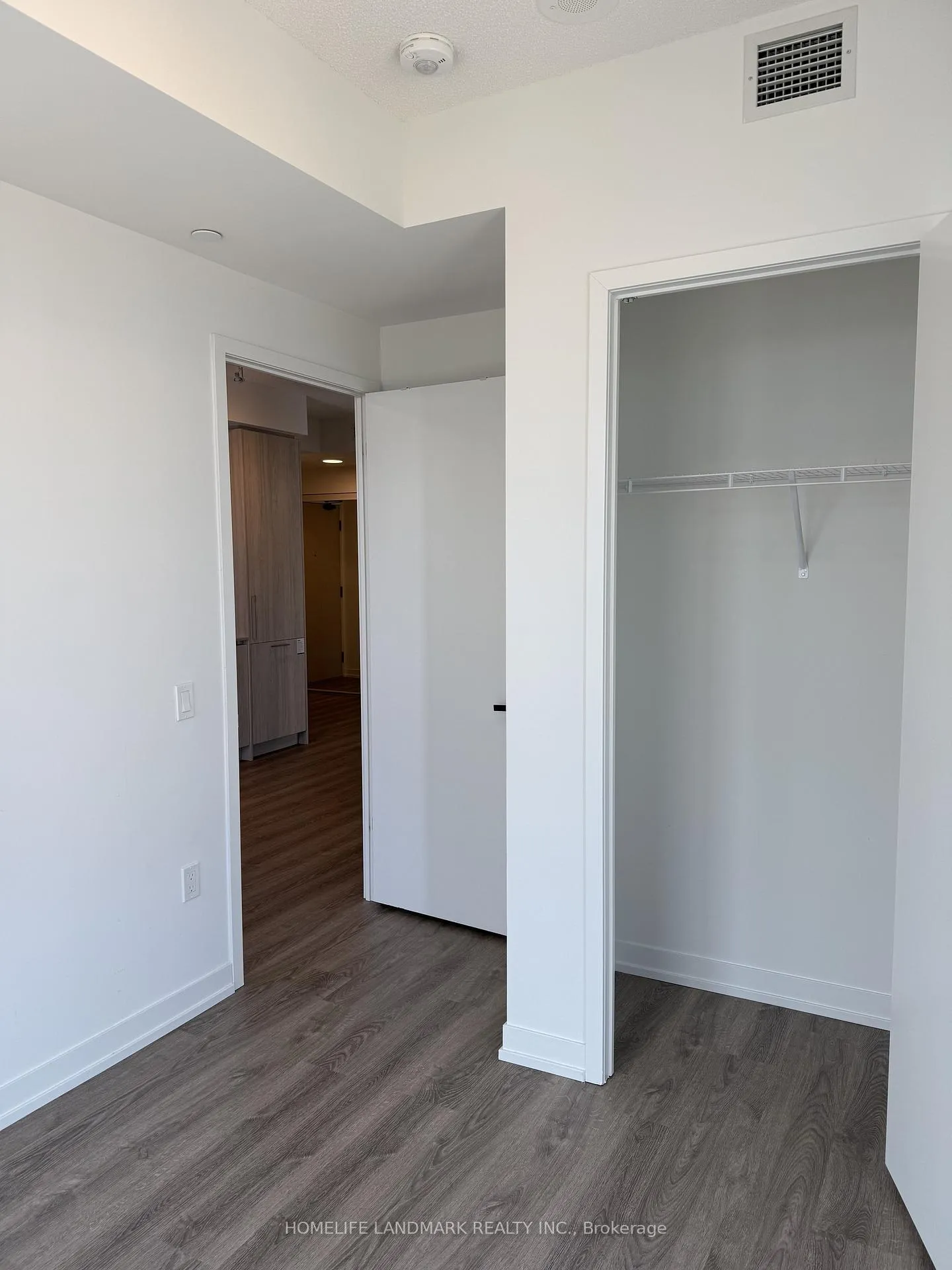 Photo 8 of Unit 4503, 195 Commerce Street, Vaughan, Vaughan Corporate Centre — HOMEH