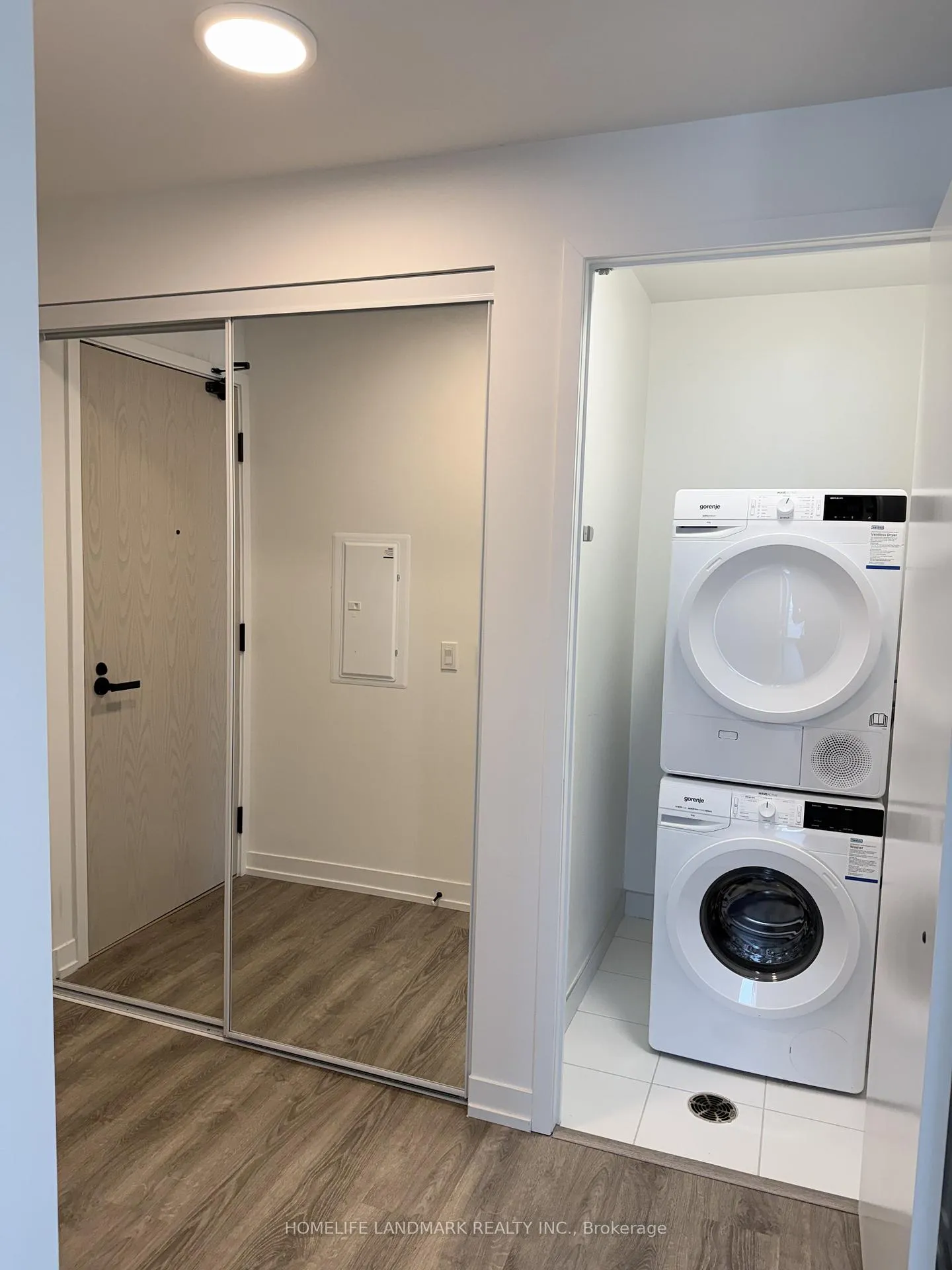 Photo 11 of Unit 4503, 195 Commerce Street, Vaughan, Vaughan Corporate Centre — HOMEH