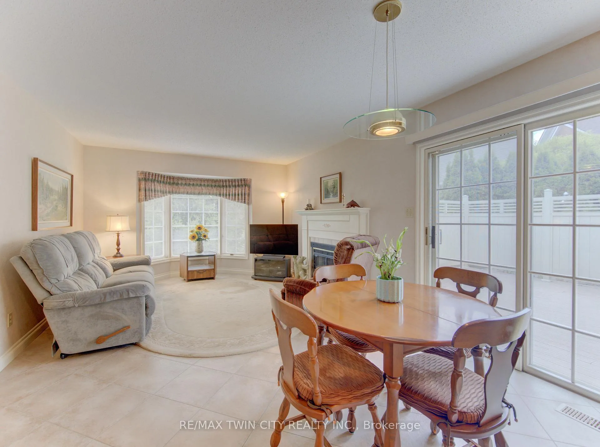 Photo 10 of Unit 13, 298 Roxton Drive, Waterloo — HOMEH