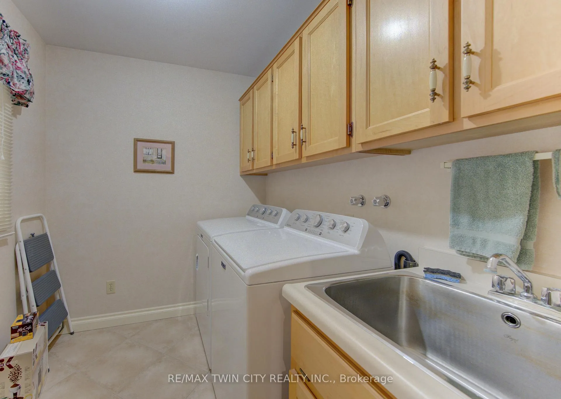 Photo 15 of Unit 13, 298 Roxton Drive, Waterloo — HOMEH