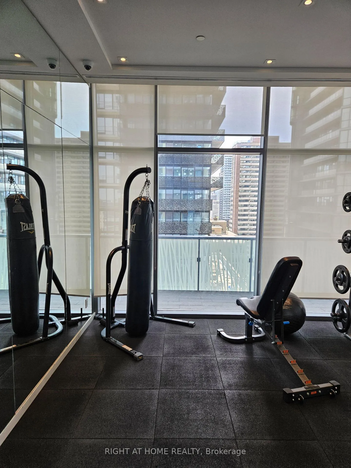 Photo 24 of Unit 3405, 50 Charles Street E, Toronto, Church-Yonge Corridor — HOMEH