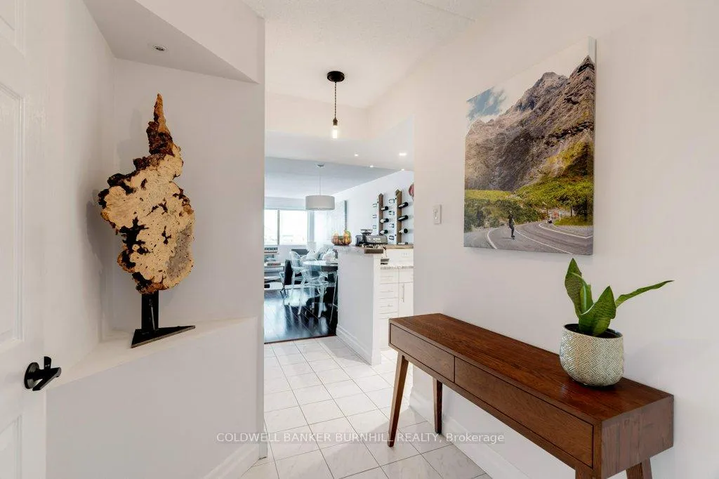 Photo 5 of Unit 214, 100 Bronte Road, Oakville, Bronte — HOMEH