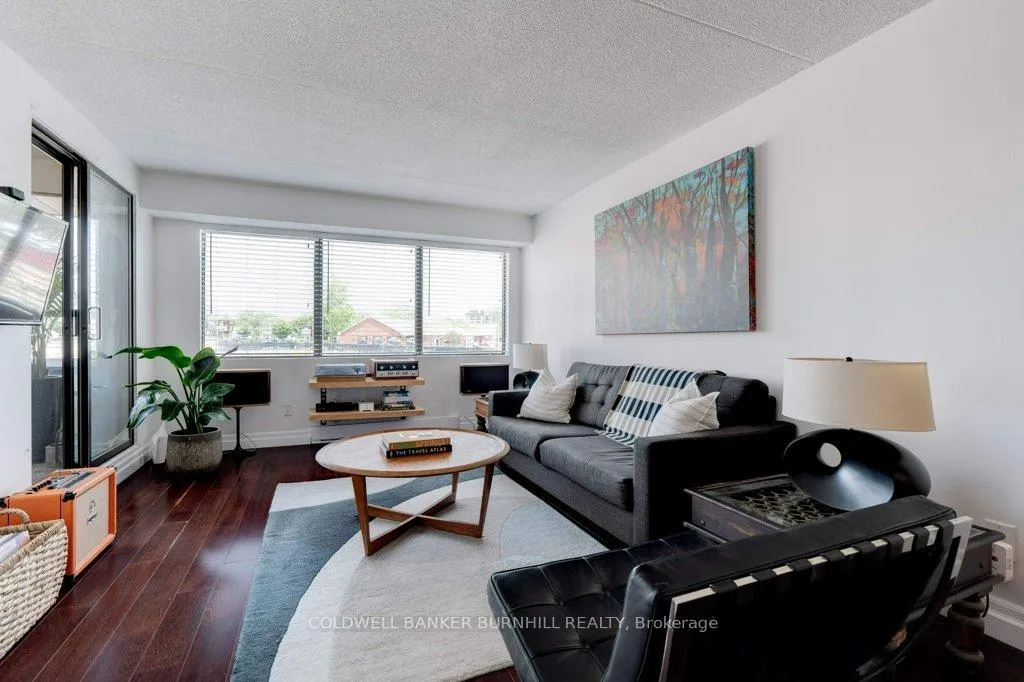 Photo 10 of Unit 214, 100 Bronte Road, Oakville, Bronte — HOMEH