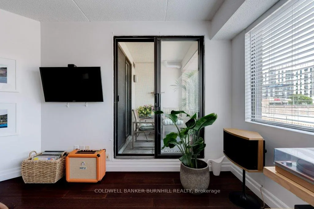 Photo 13 of Unit 214, 100 Bronte Road, Oakville, Bronte — HOMEH