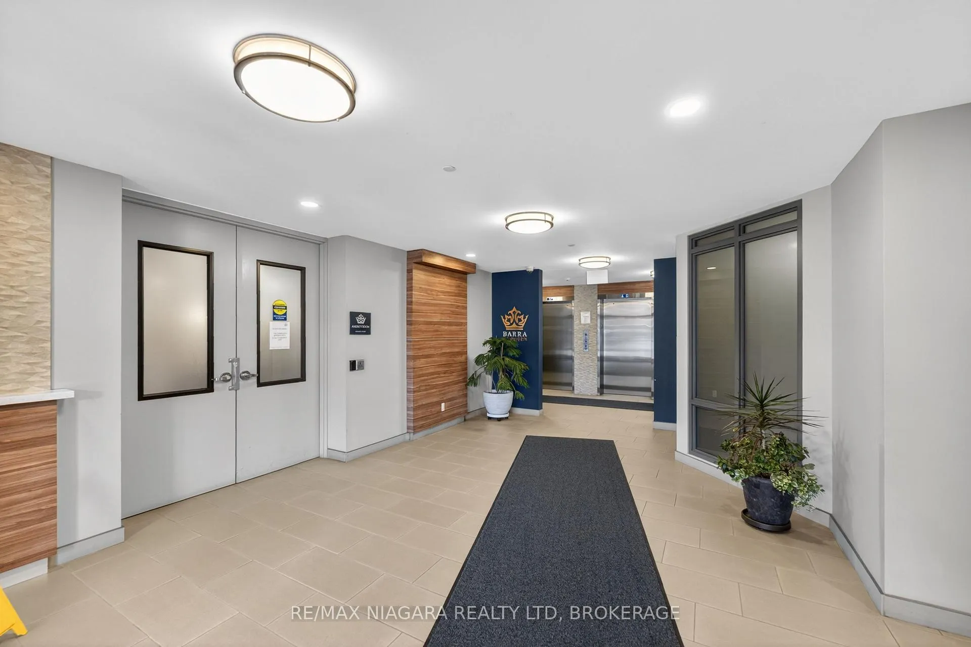 Photo 2 of Unit 403, 399 Queen Street S, Kitchener — HOMEH
