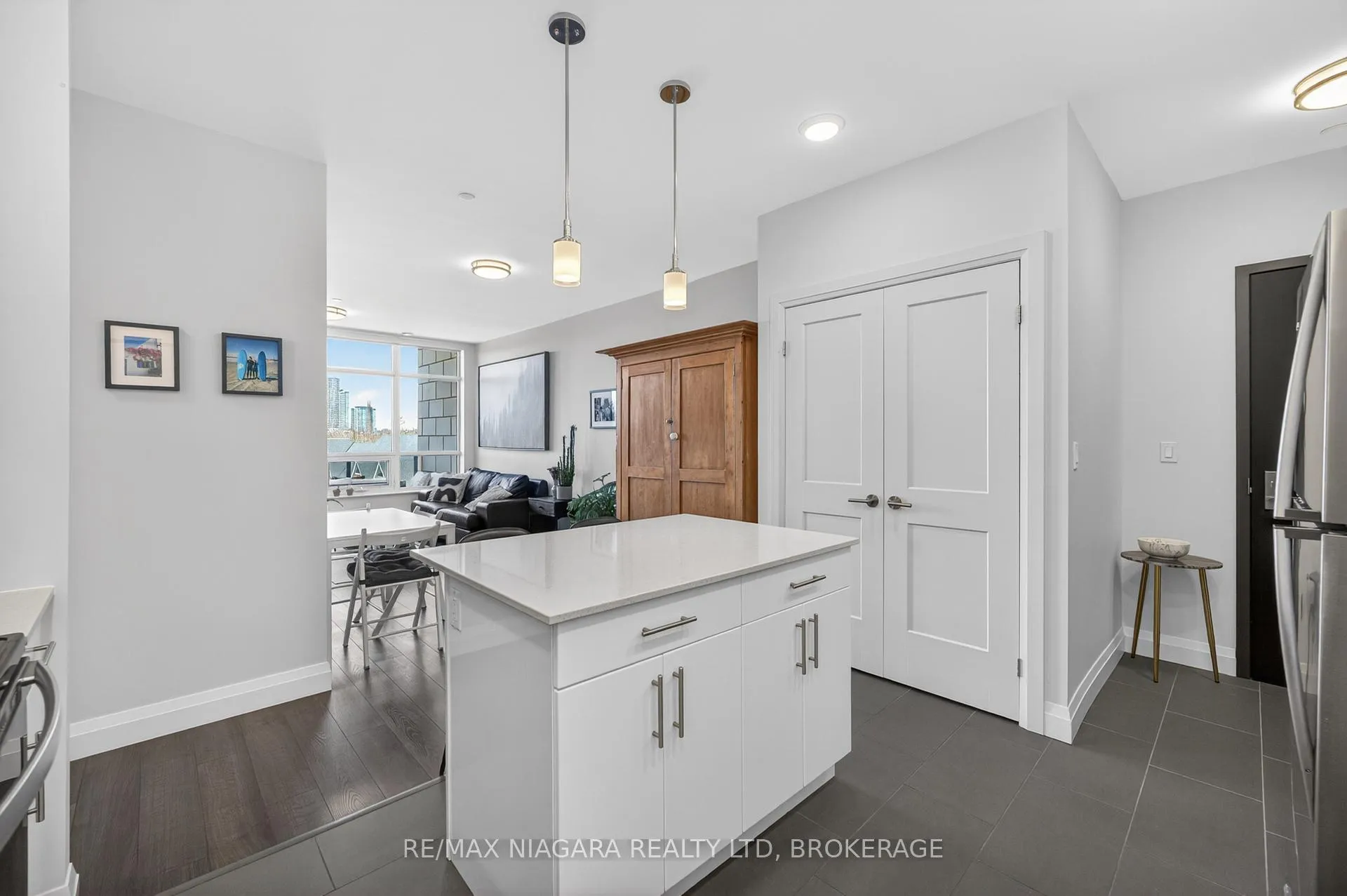 Photo 13 of Unit 403, 399 Queen Street S, Kitchener — HOMEH