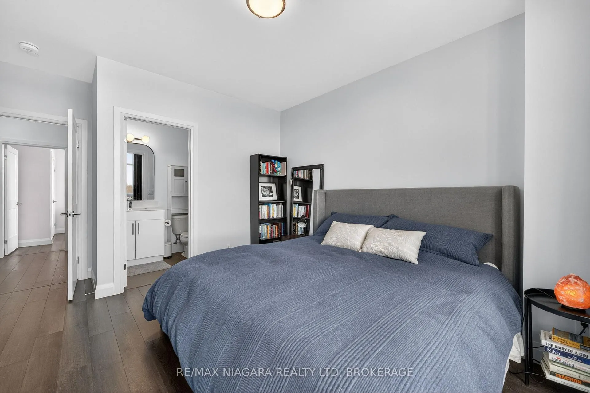 Photo 25 of Unit 403, 399 Queen Street S, Kitchener — HOMEH