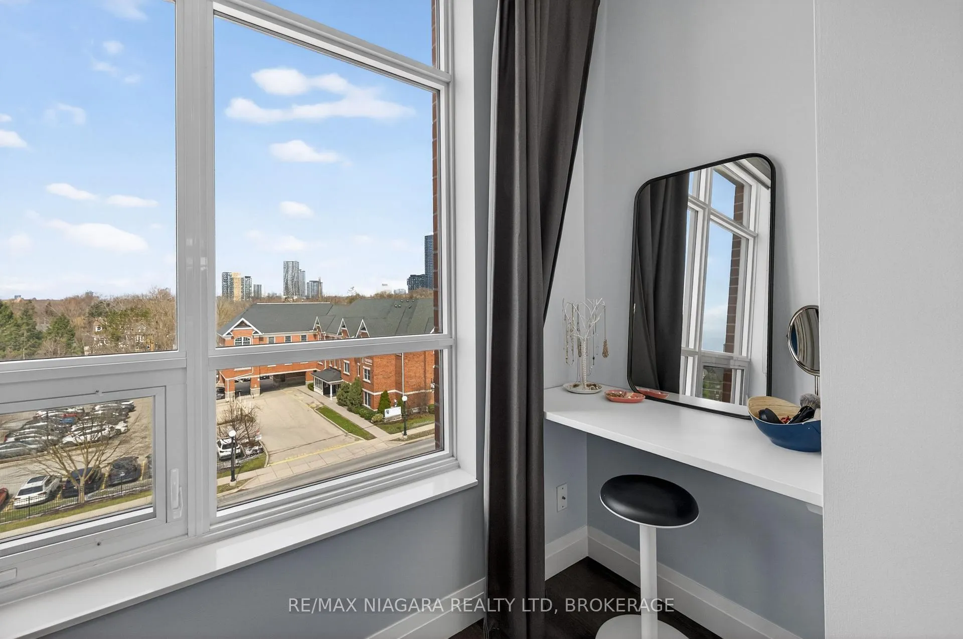 Photo 29 of Unit 403, 399 Queen Street S, Kitchener — HOMEH