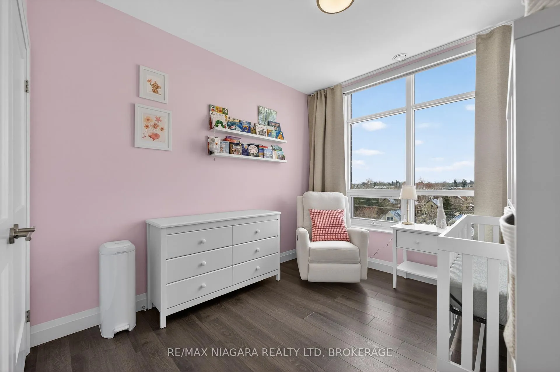 Photo 31 of Unit 403, 399 Queen Street S, Kitchener — HOMEH