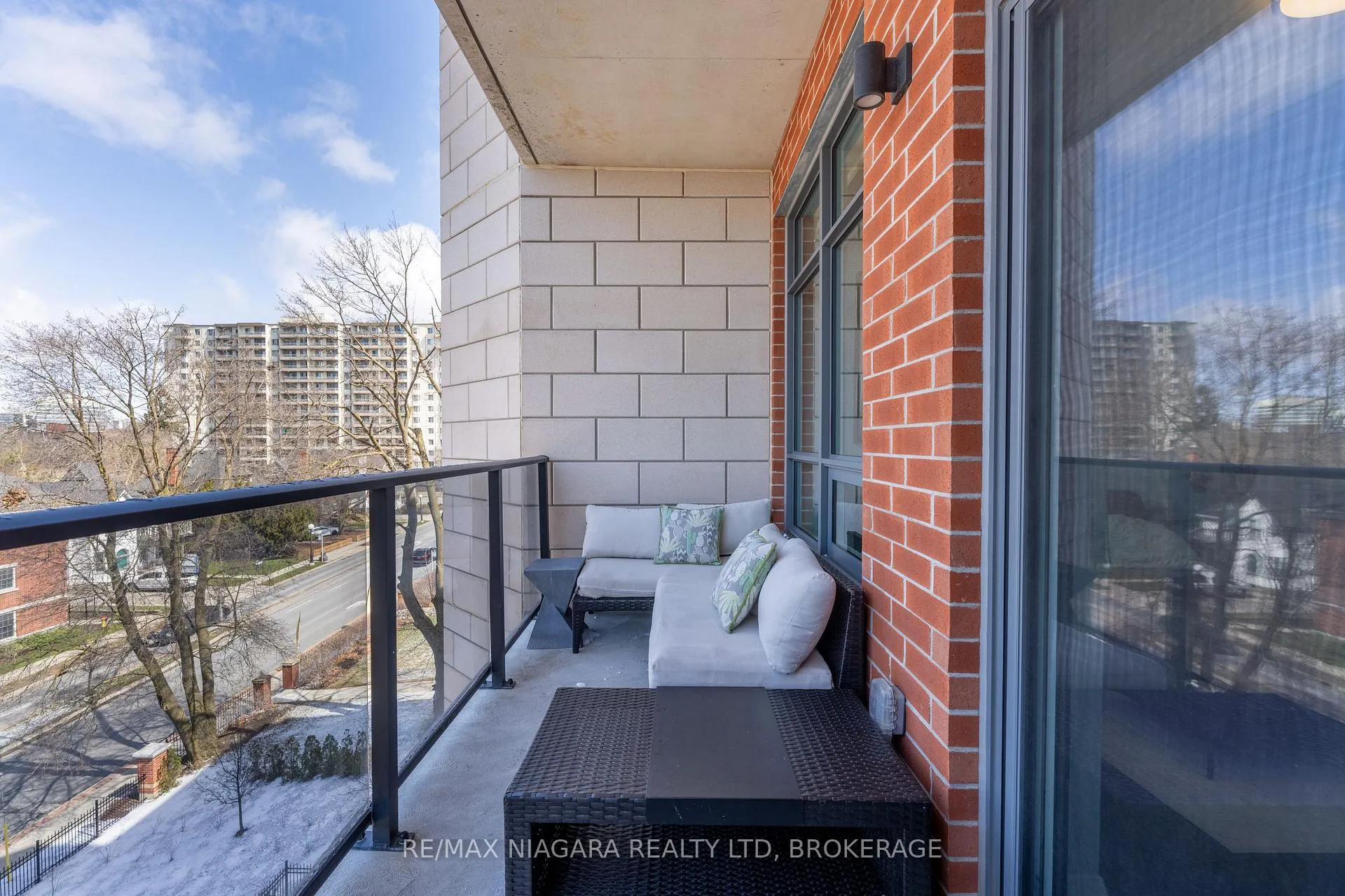 Photo 37 of Unit 403, 399 Queen Street S, Kitchener — HOMEH