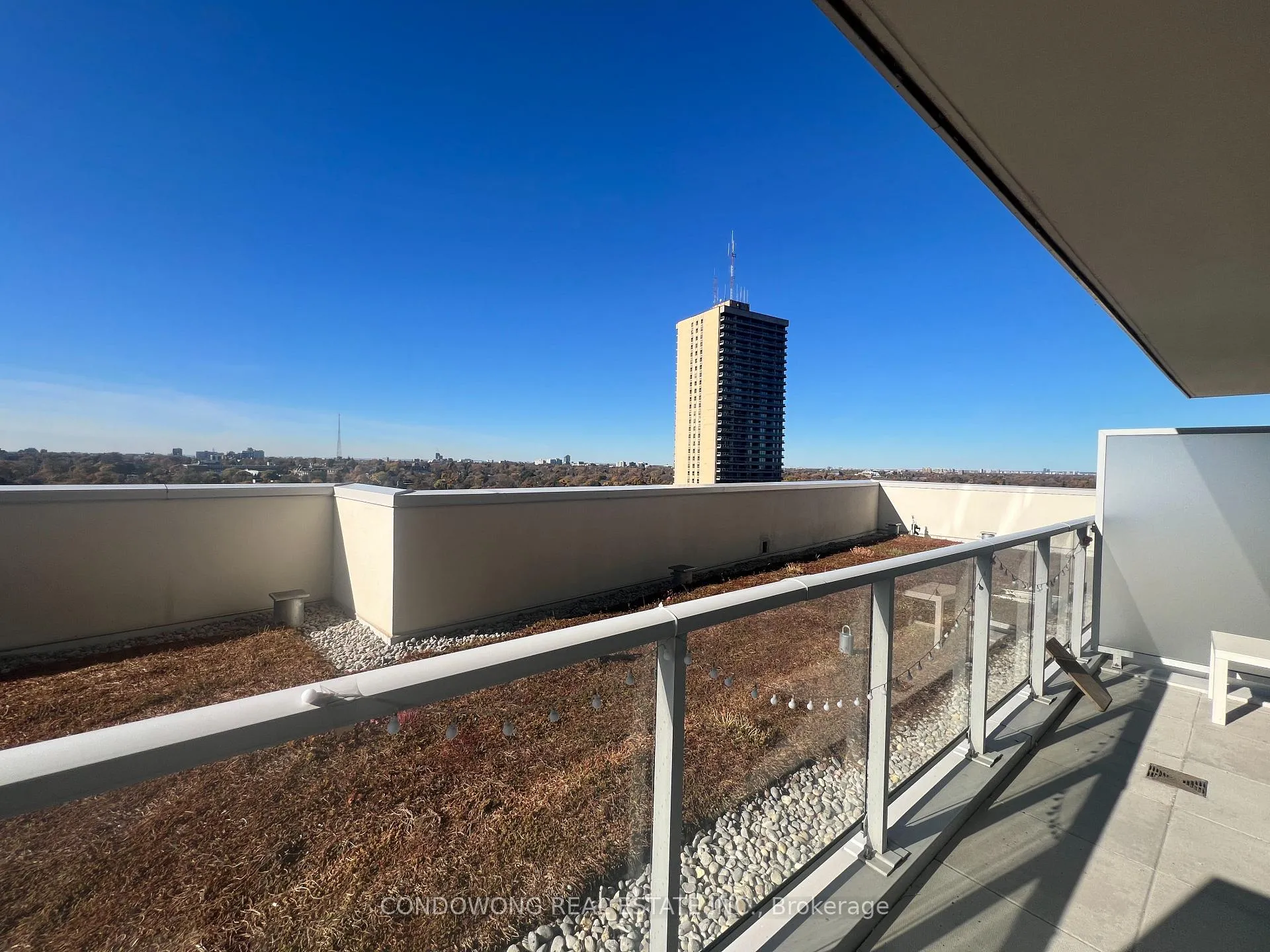 Photo 10 of Unit 1111, 33 Helendale Avenue, Toronto, Yonge-Eglinton — HOMEH