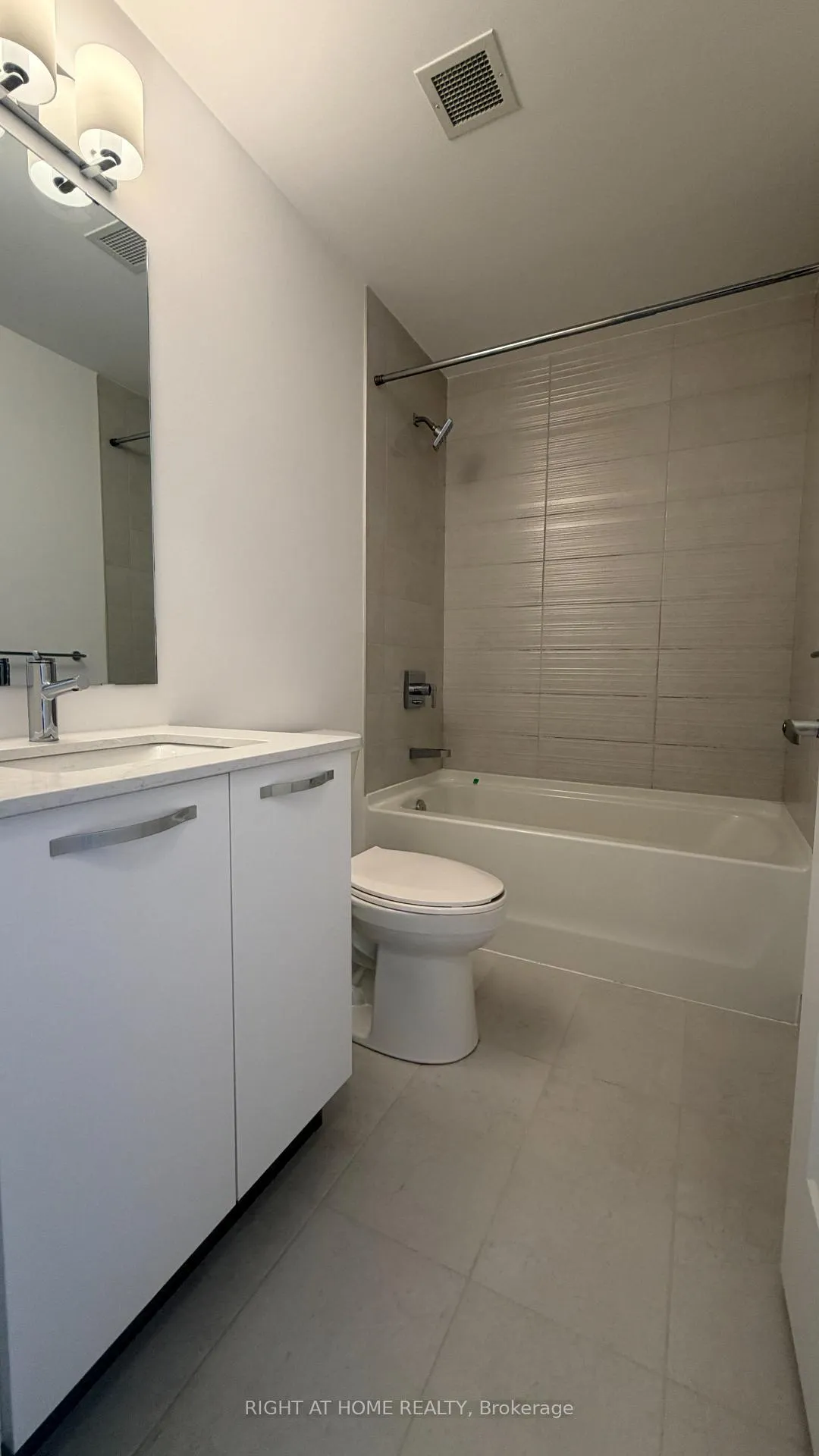 Photo 11 of Unit 626, 75 James Street S, Hamilton, Corktown — HOMEH