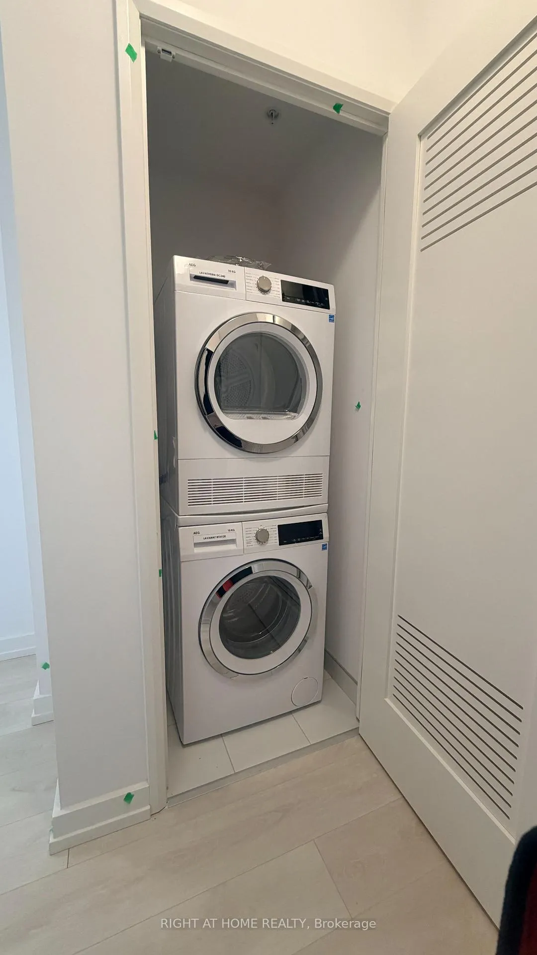 Photo 13 of Unit 626, 75 James Street S, Hamilton, Corktown — HOMEH