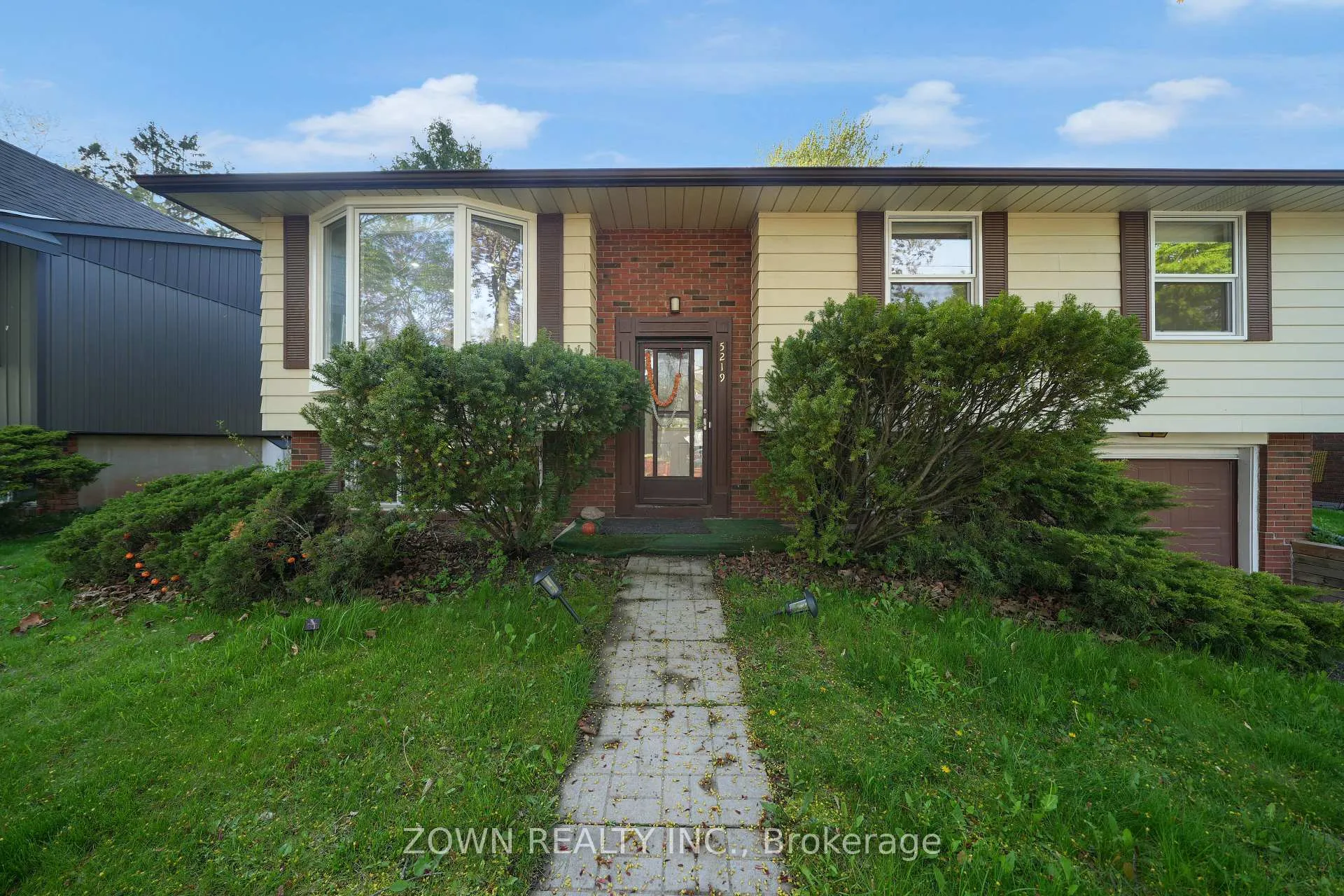 Photo 2 of 5219 Verhoeven Road, Burlington, Appleby — HOMEH