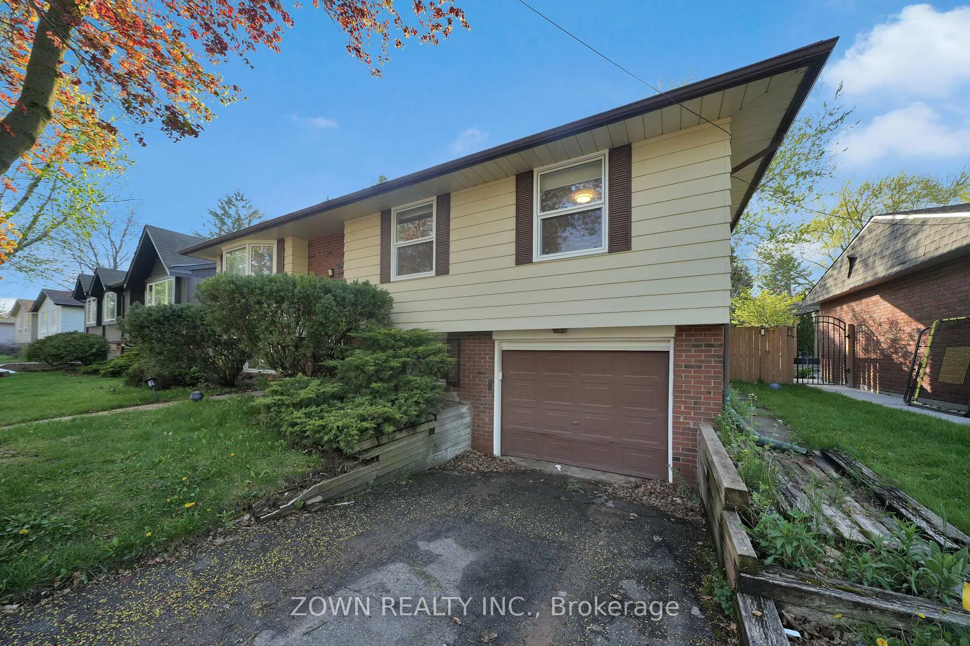 Photo 3 of 5219 Verhoeven Road, Burlington, Appleby — HOMEH