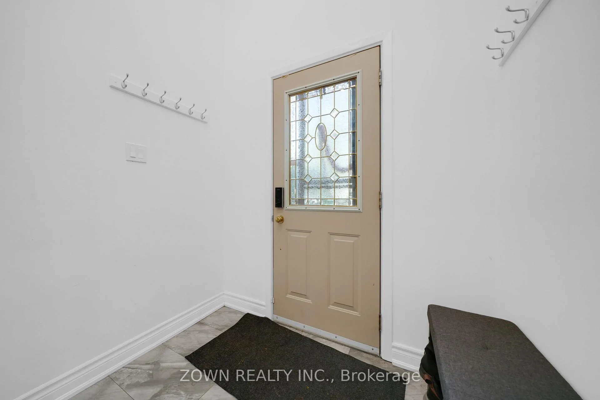 Photo 4 of 5219 Verhoeven Road, Burlington, Appleby — HOMEH