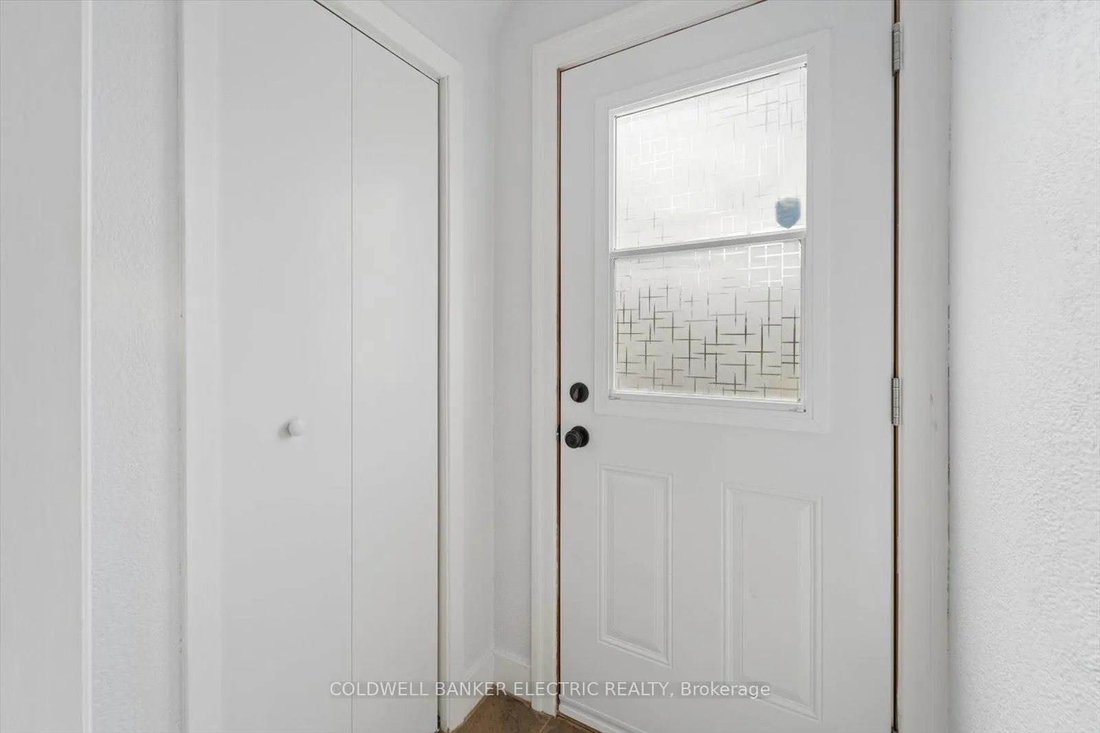 Photo 13 of 252 Aberdeen Avenue, Peterborough, Northcrest Ward 5 — HOMEH
