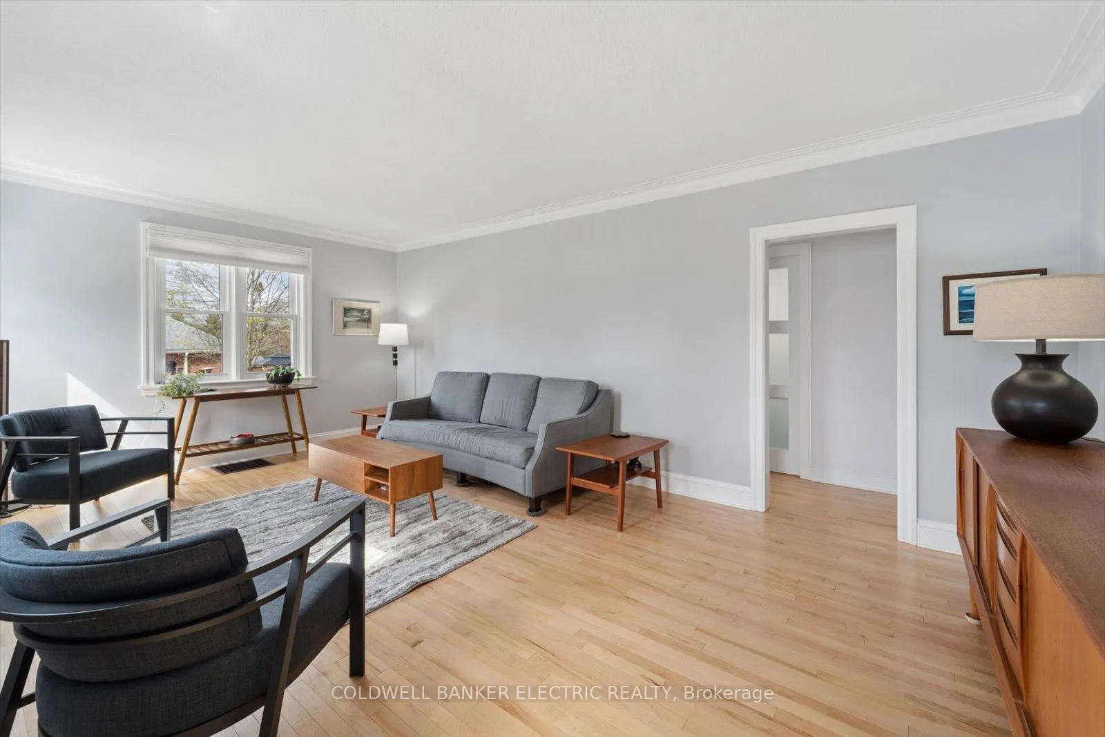 Photo 16 of 252 Aberdeen Avenue, Peterborough, Northcrest Ward 5 — HOMEH