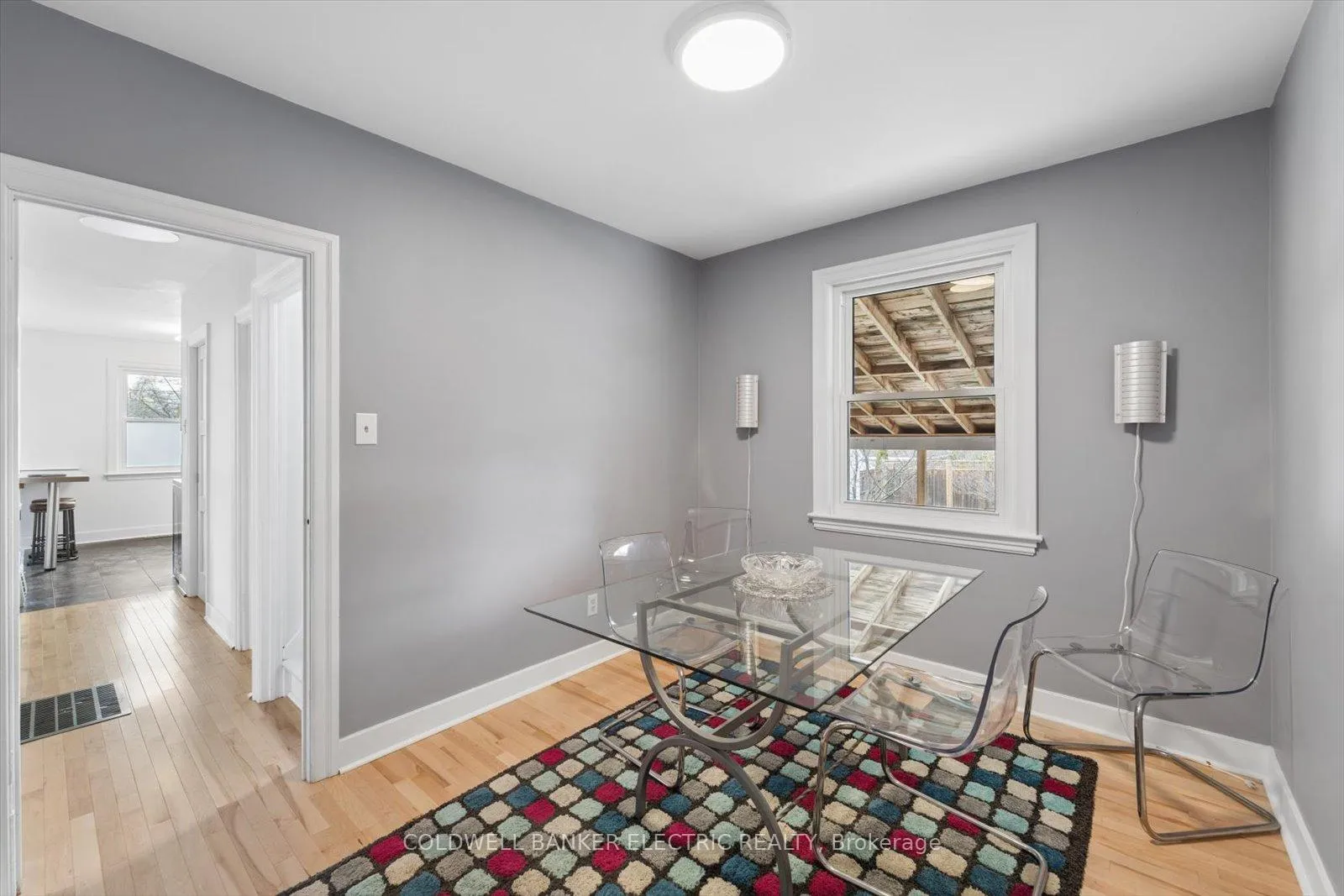 Photo 21 of 252 Aberdeen Avenue, Peterborough, Northcrest Ward 5 — HOMEH