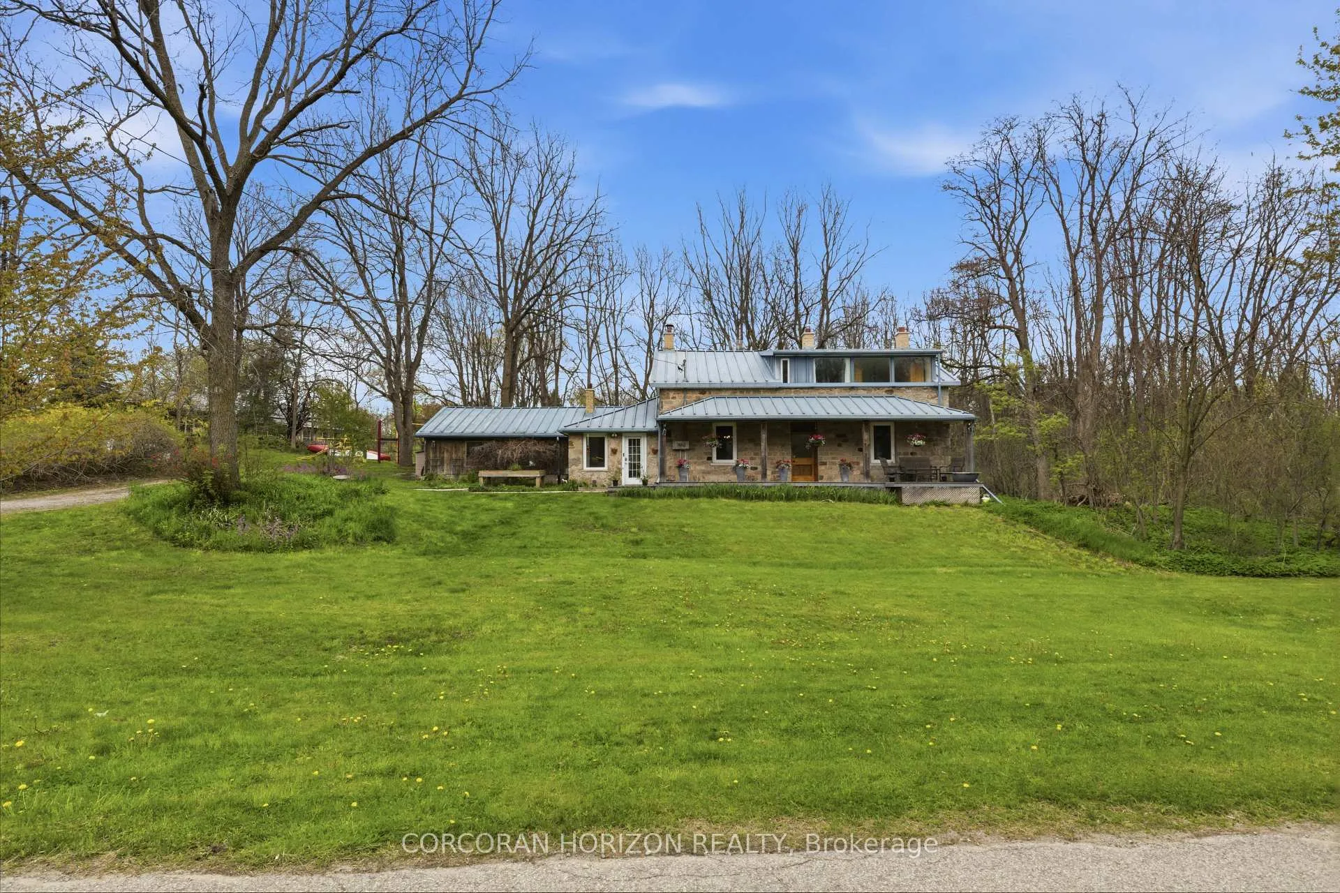 Photo 3 of 1462 Beke Road, North Dumfries — HOMEH