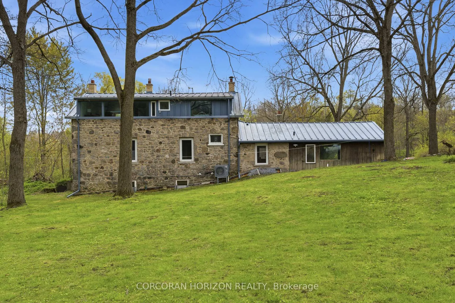 Photo 35 of 1462 Beke Road, North Dumfries — HOMEH