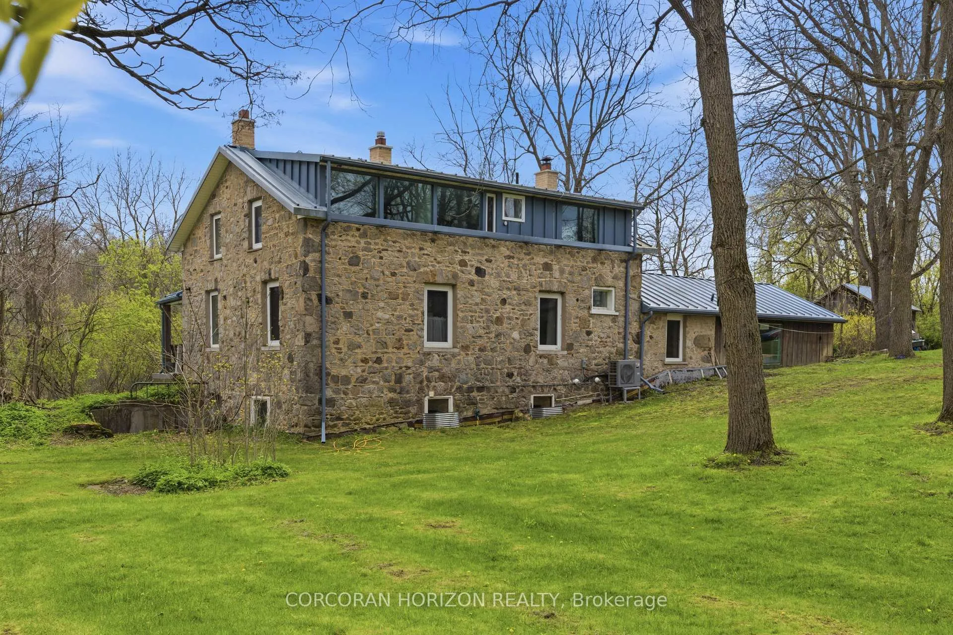 Photo 36 of 1462 Beke Road, North Dumfries — HOMEH