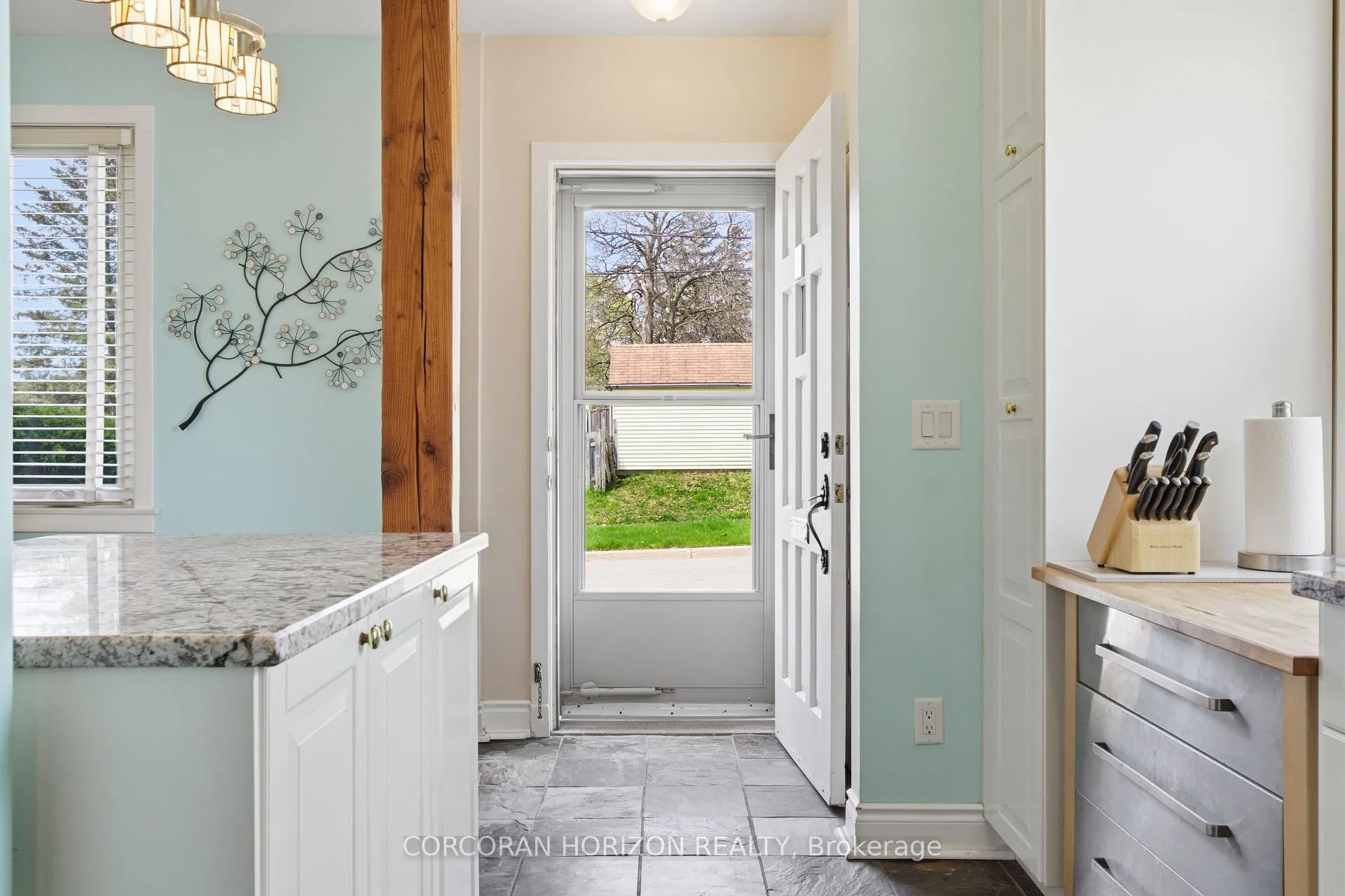 Photo 7 of 14 Lorne Crescent, Kitchener — HOMEH