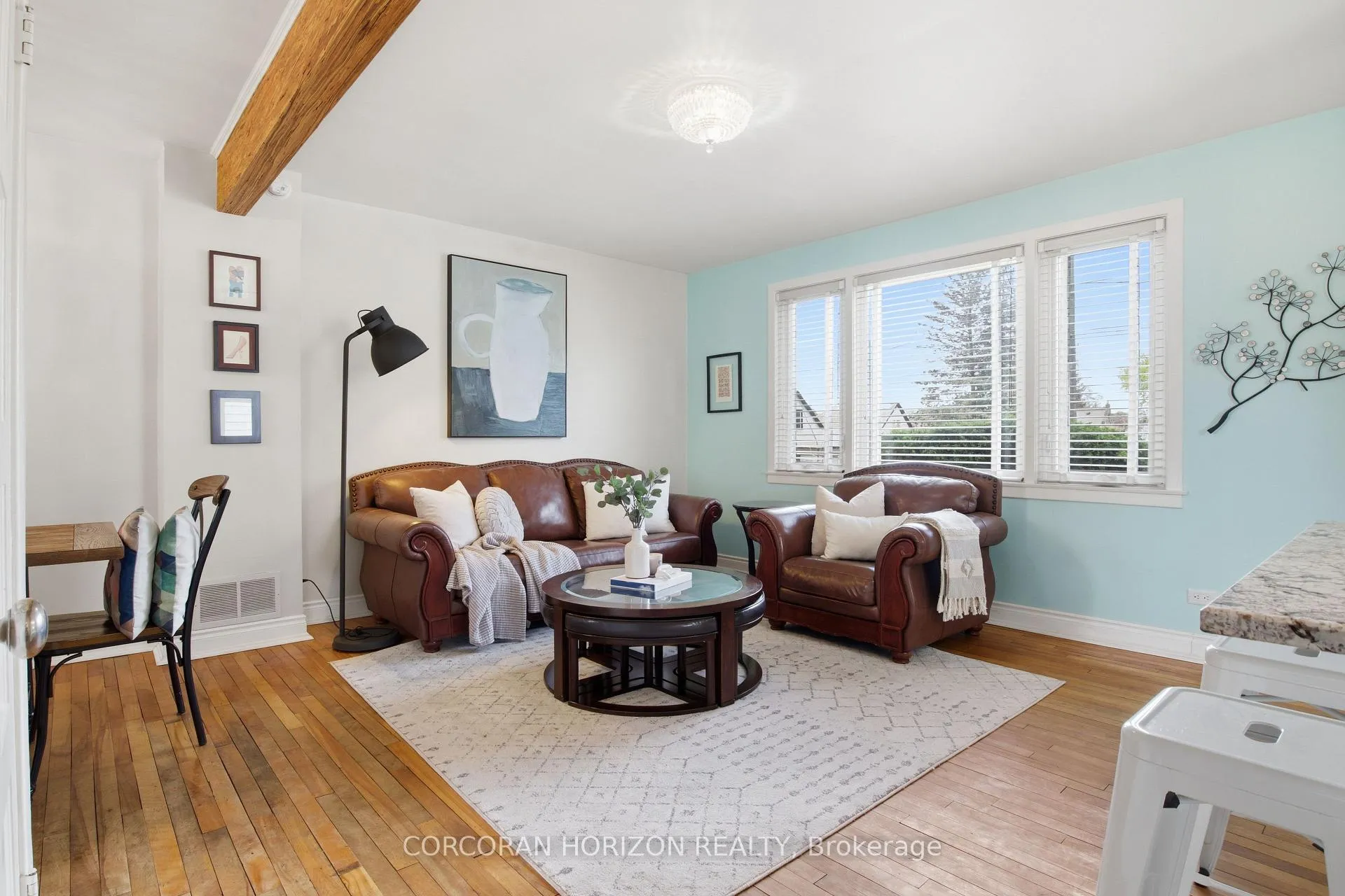 Photo 13 of 14 Lorne Crescent, Kitchener — HOMEH