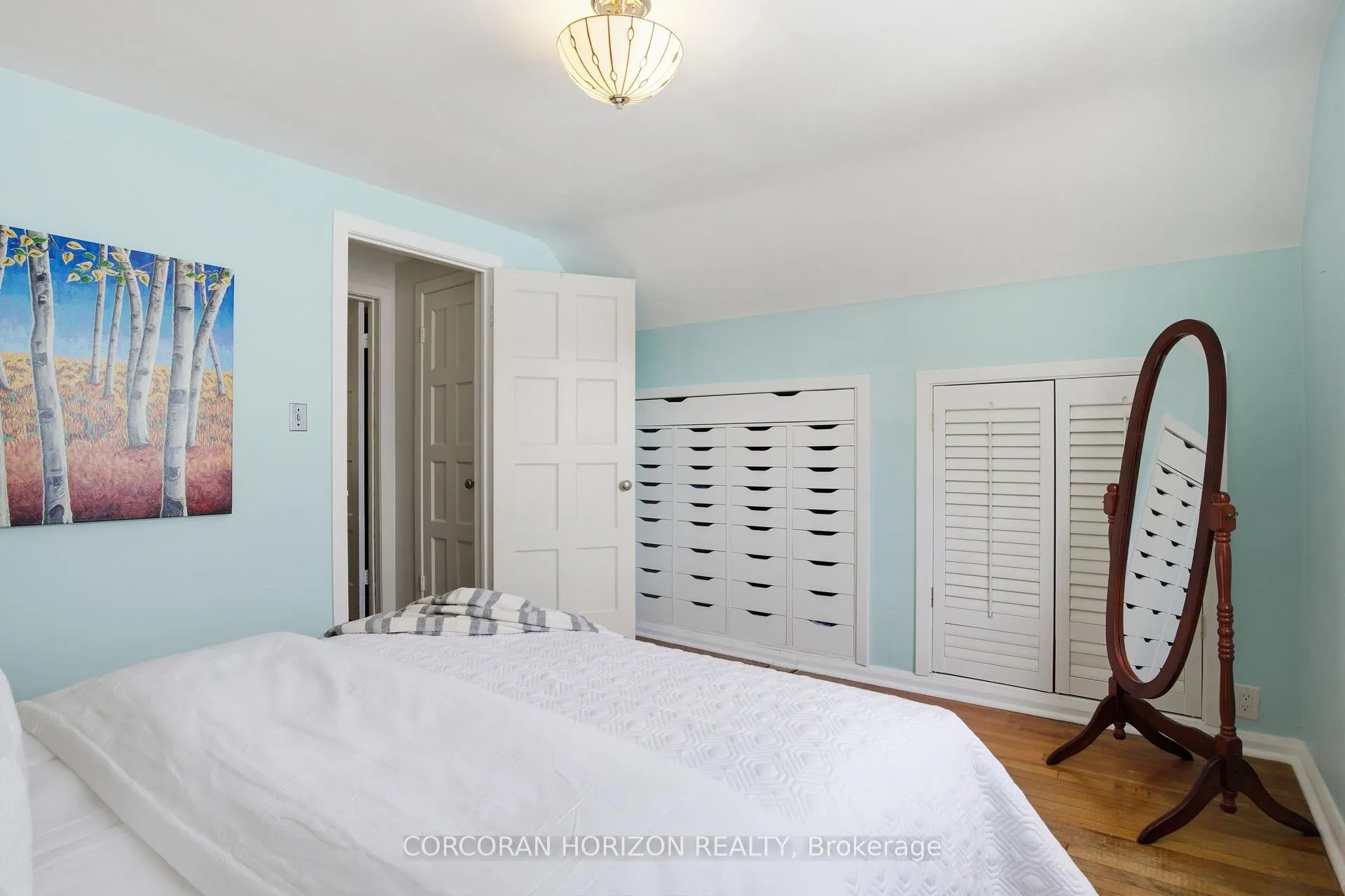 Photo 22 of 14 Lorne Crescent, Kitchener — HOMEH