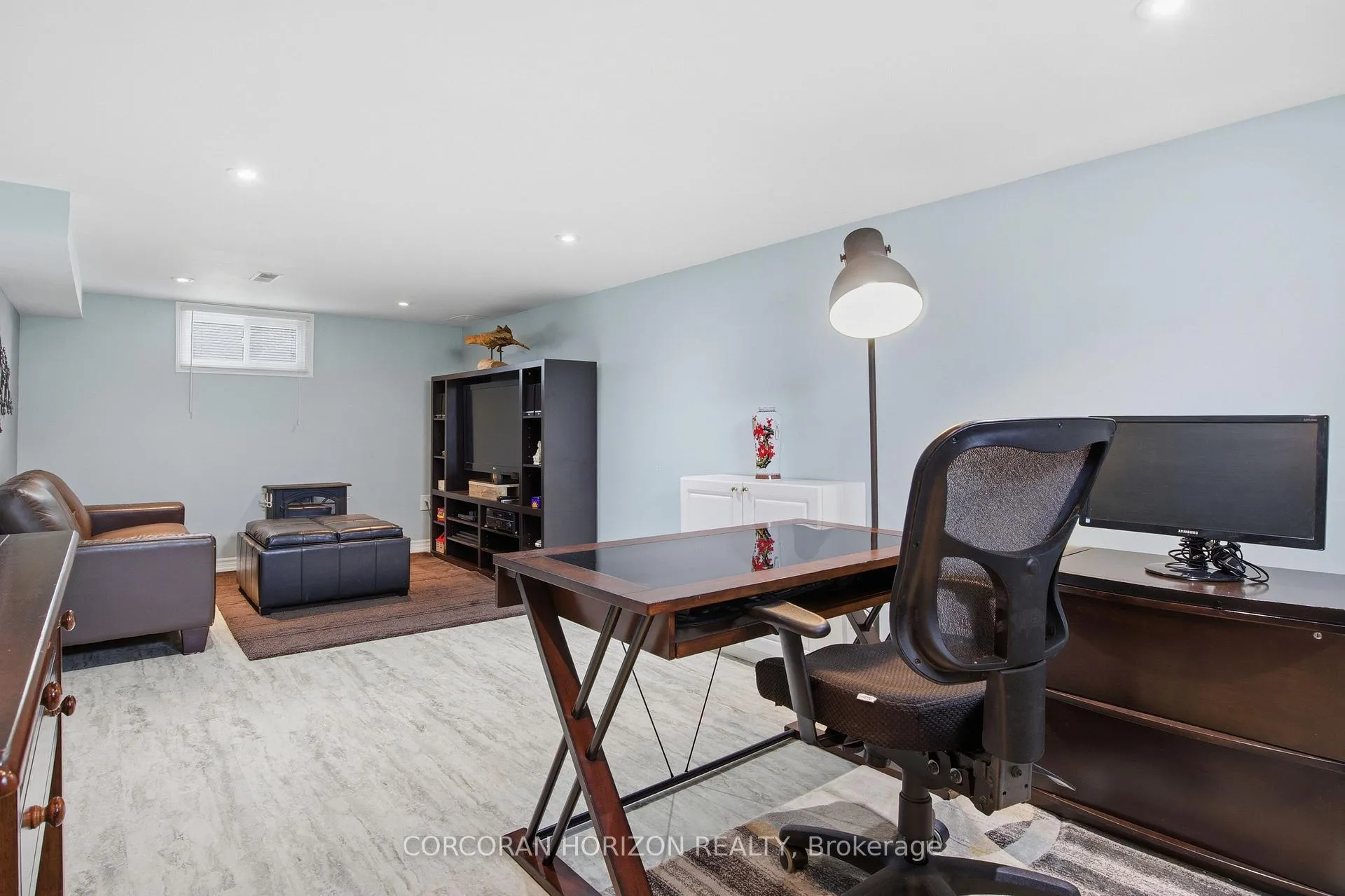 Photo 28 of 14 Lorne Crescent, Kitchener — HOMEH
