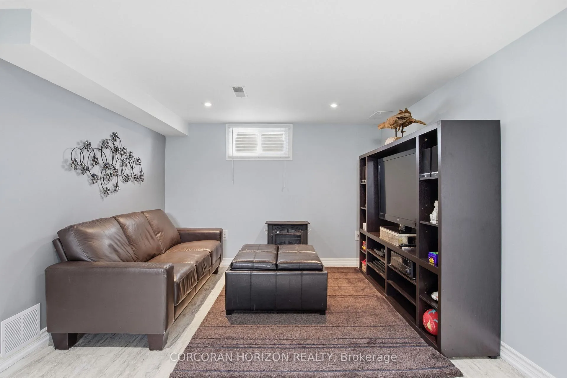 Photo 29 of 14 Lorne Crescent, Kitchener — HOMEH