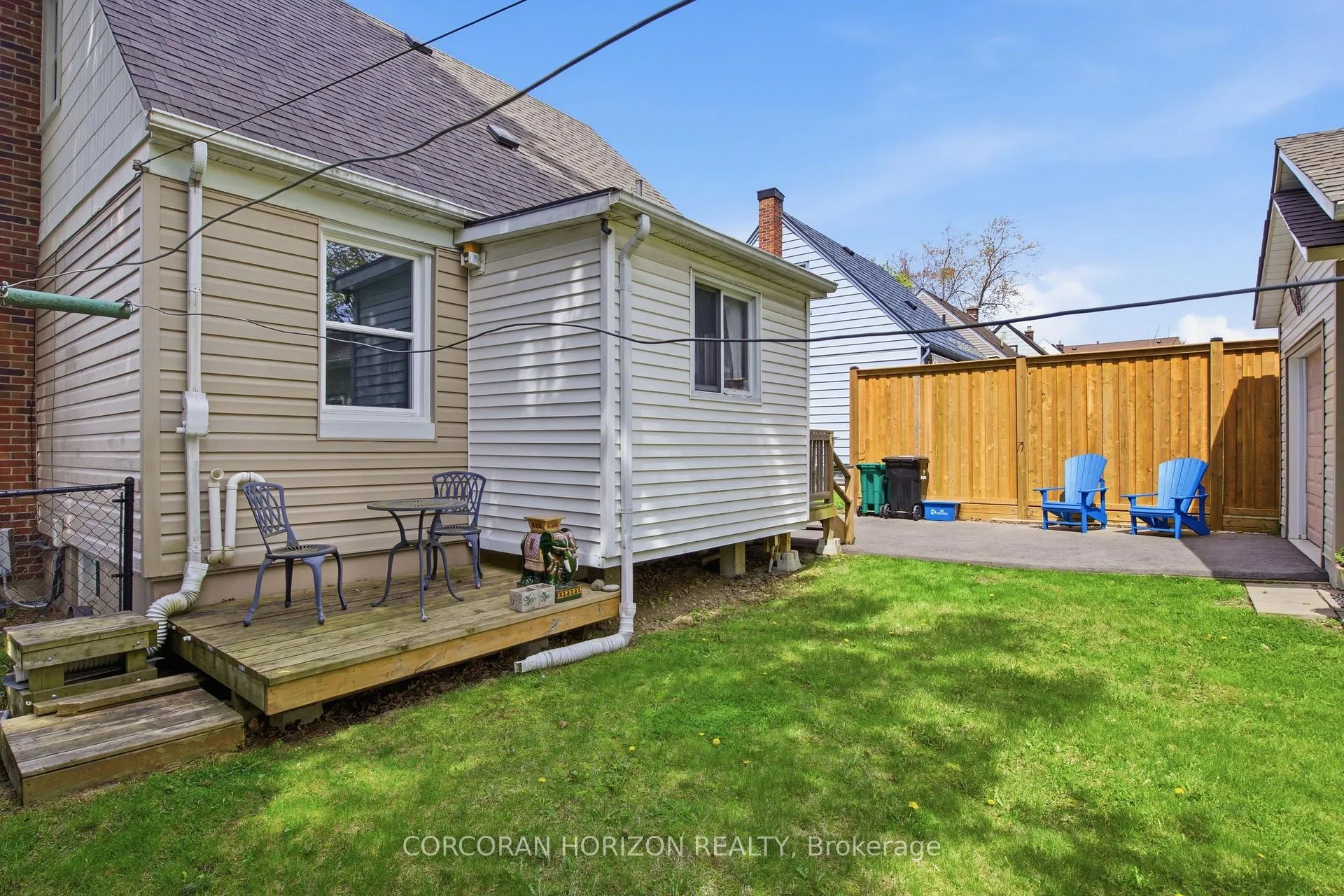 Photo 32 of 14 Lorne Crescent, Kitchener — HOMEH