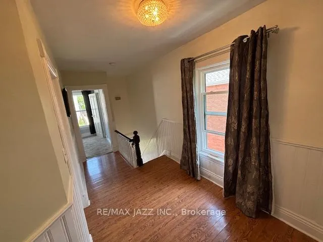 Photo 20 of 177 Athol Street E, Oshawa, Central — HOMEH