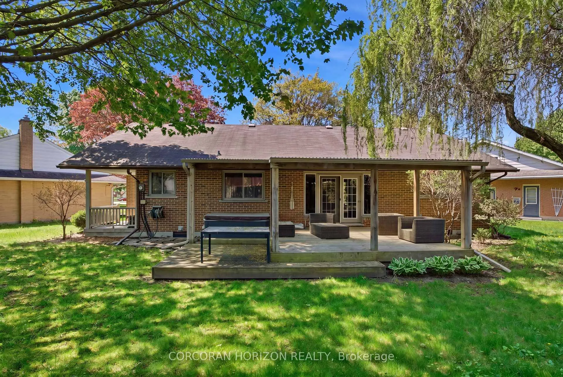 Photo 39 of 34 Yule Place, Kitchener, Stanley Park — HOMEH