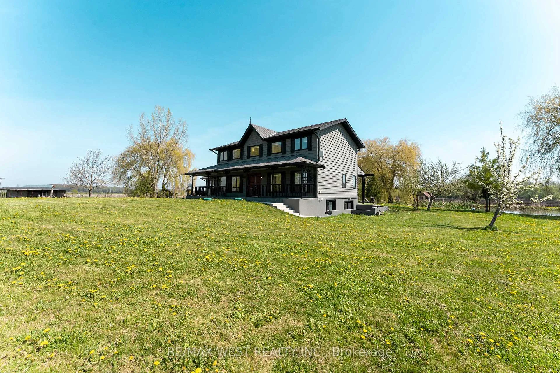 Photo 3 of 3561 15th Side Road, New Tecumseth, Rural New Tecumseth — HOMEH