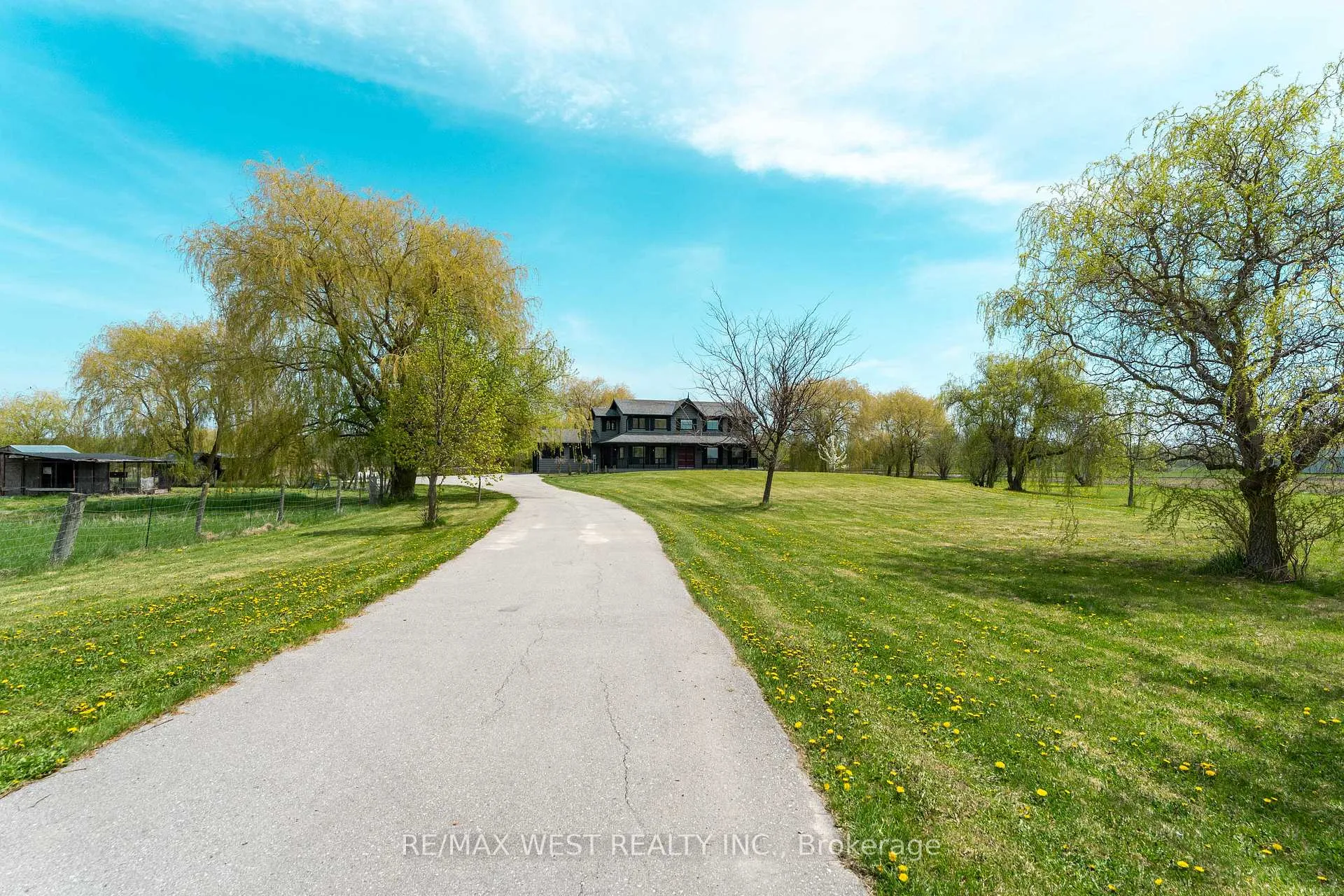Photo 9 of 3561 15th Side Road, New Tecumseth, Rural New Tecumseth — HOMEH
