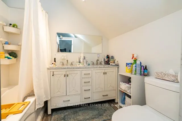 Photo 11 of 56 Amroth Avenue, Toronto, East End-Danforth — HOMEH