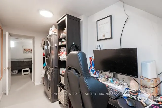 Photo 14 of 56 Amroth Avenue, Toronto, East End-Danforth — HOMEH