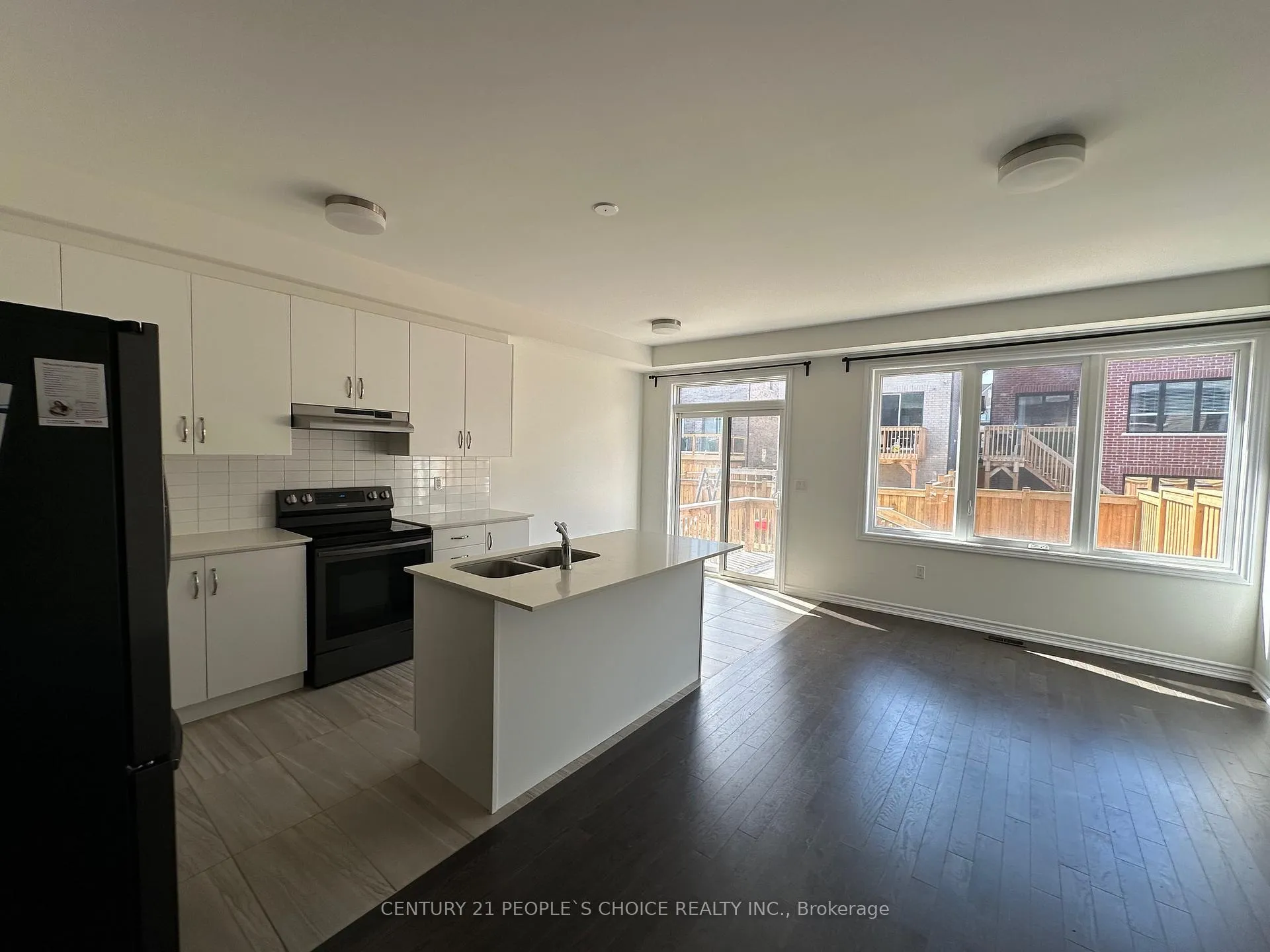 Photo 12 of 1471 Blackmore Street, Innisfil, Alcona — HOMEH