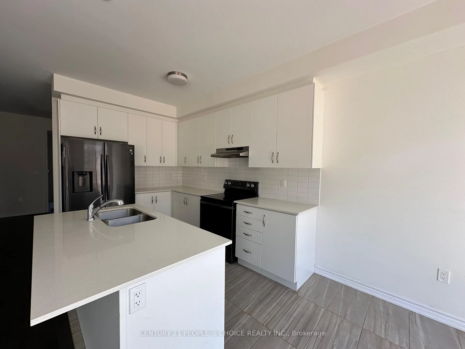 Photo 16 of 1471 Blackmore Street, Innisfil, Alcona — HOMEH