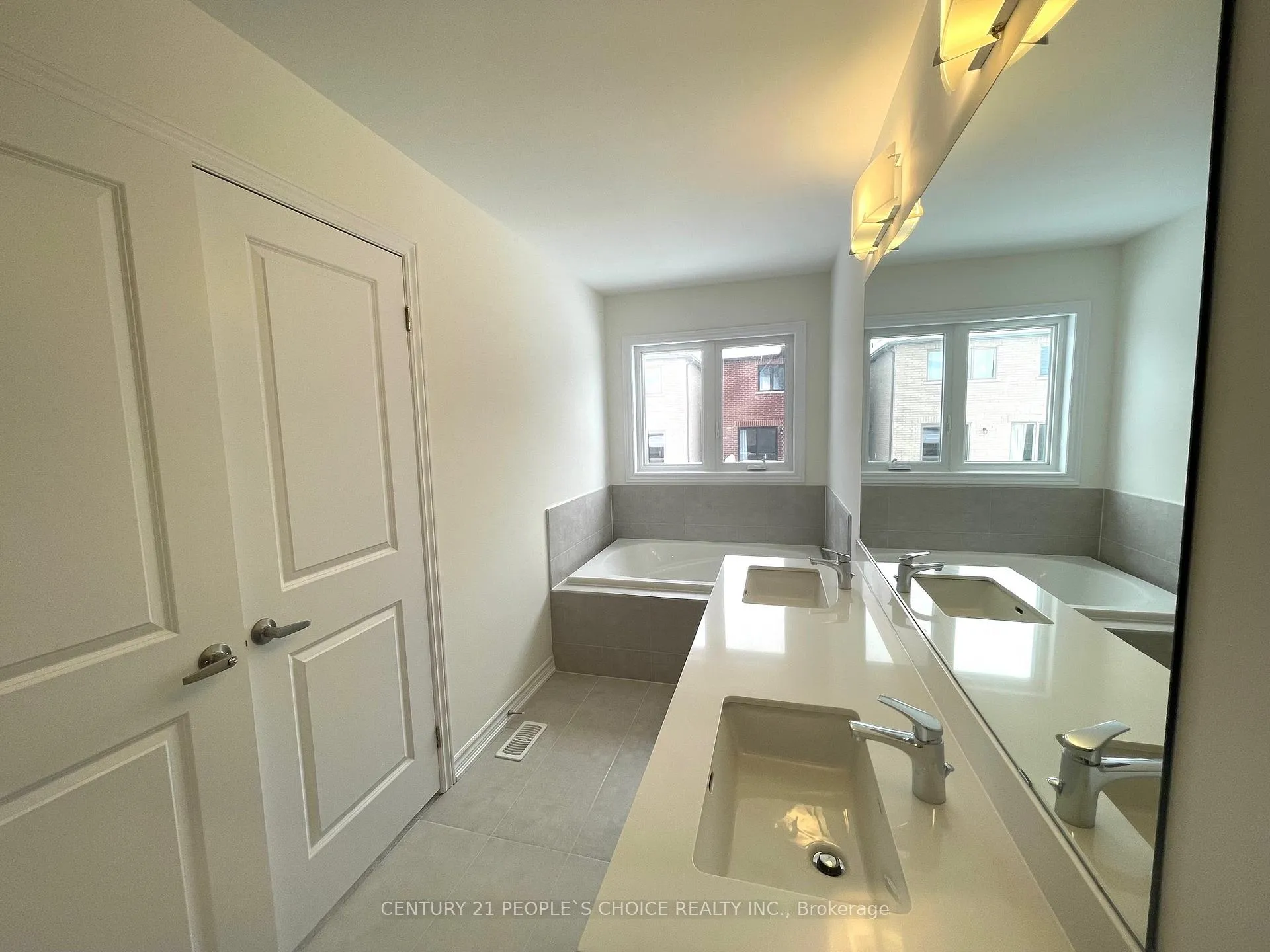 Photo 36 of 1471 Blackmore Street, Innisfil, Alcona — HOMEH