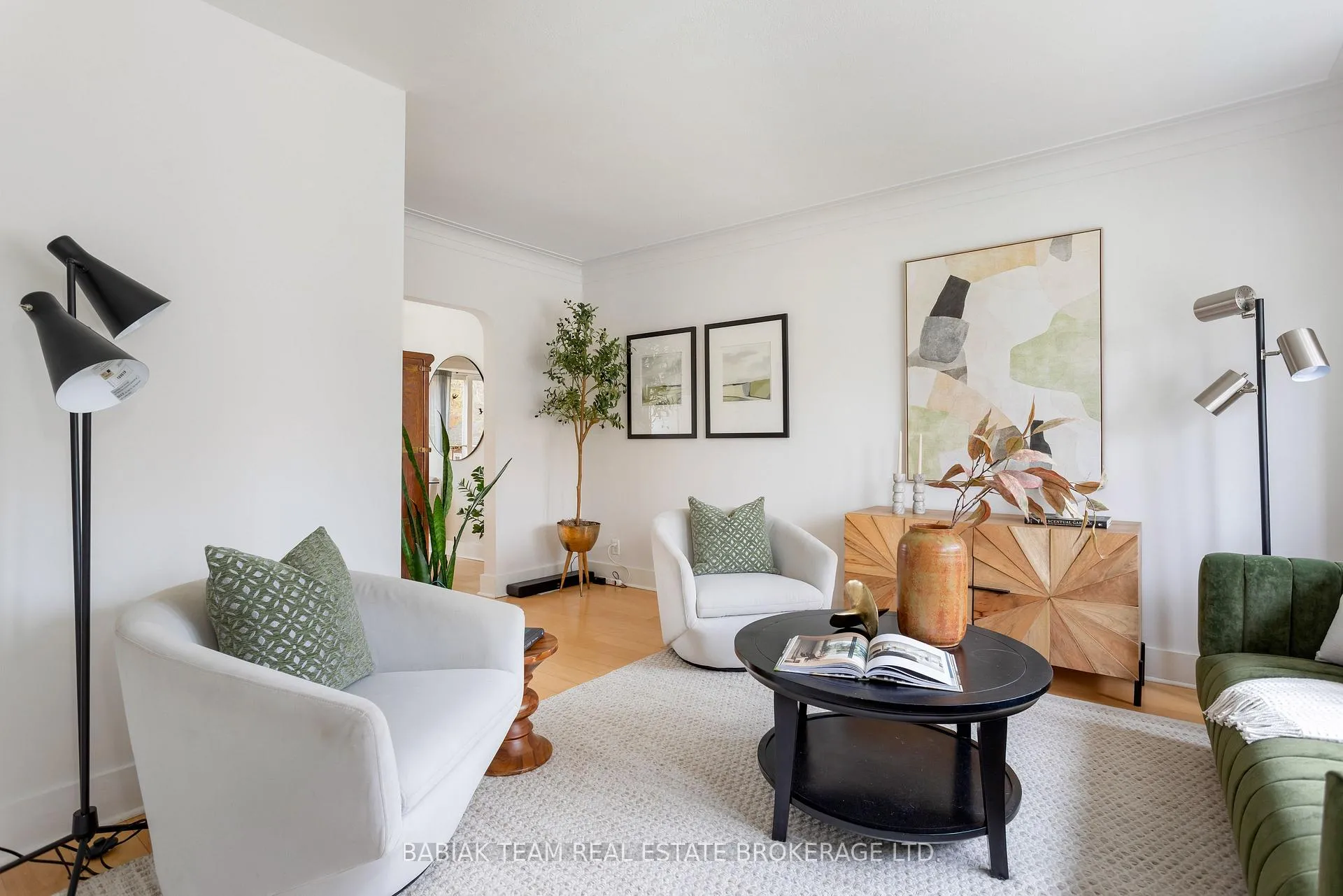 Photo 6 of 16 Coe Hill Drive, Toronto, High Park-Swansea — HOMEH
