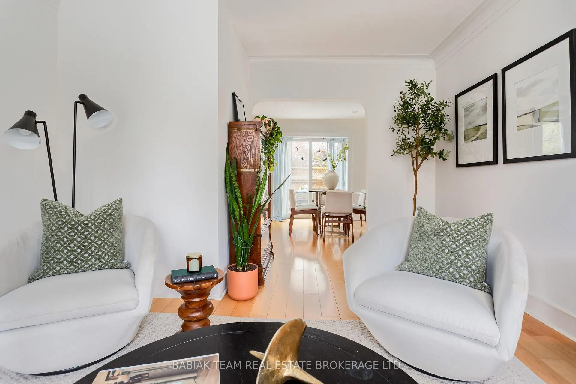Photo 7 of 16 Coe Hill Drive, Toronto, High Park-Swansea — HOMEH