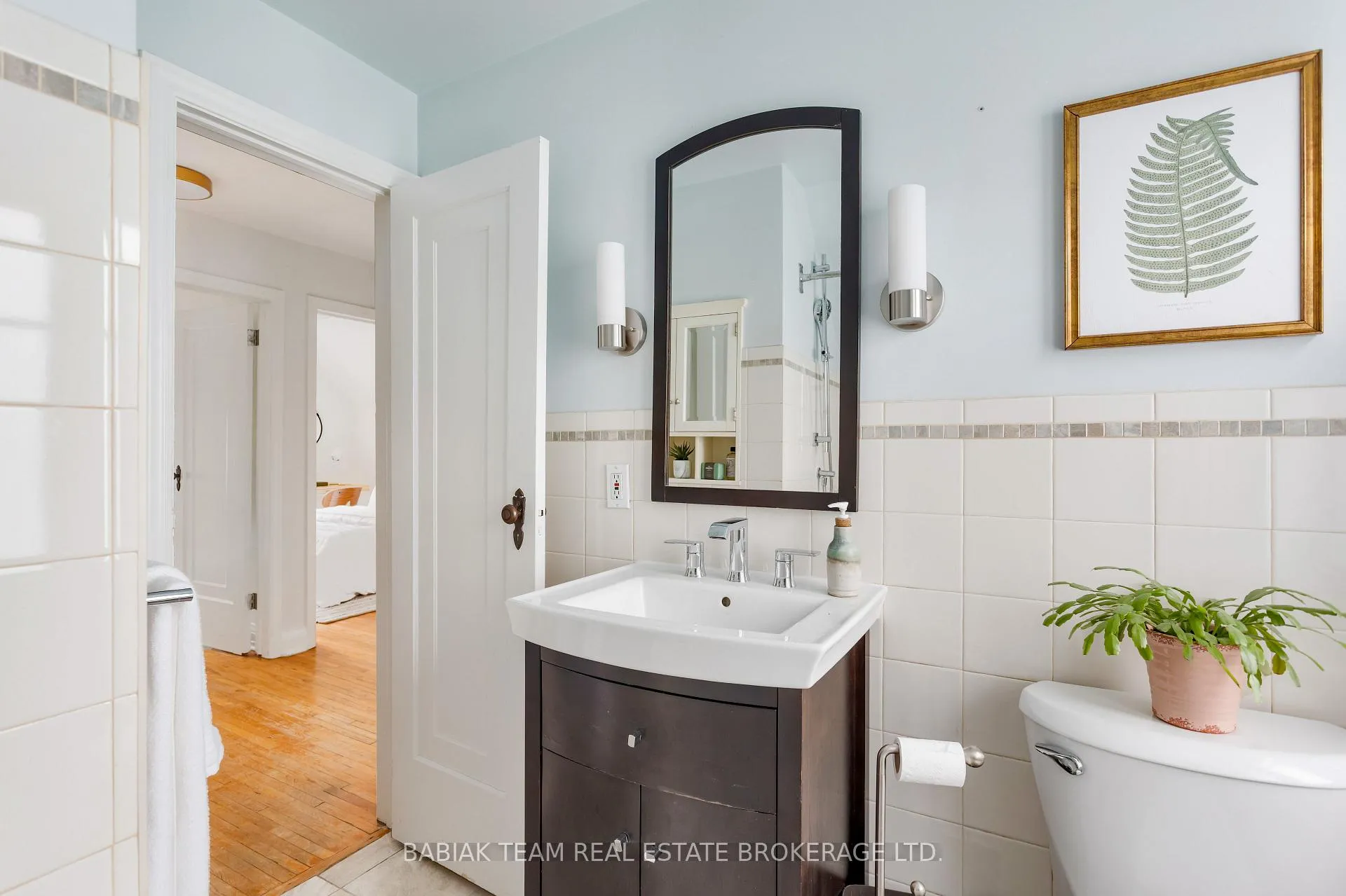 Photo 27 of 16 Coe Hill Drive, Toronto, High Park-Swansea — HOMEH