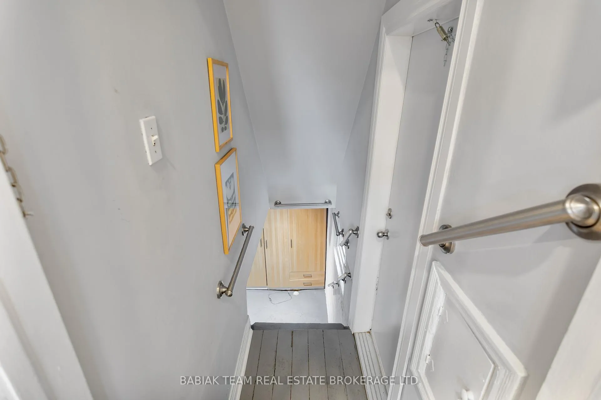 Photo 28 of 16 Coe Hill Drive, Toronto, High Park-Swansea — HOMEH